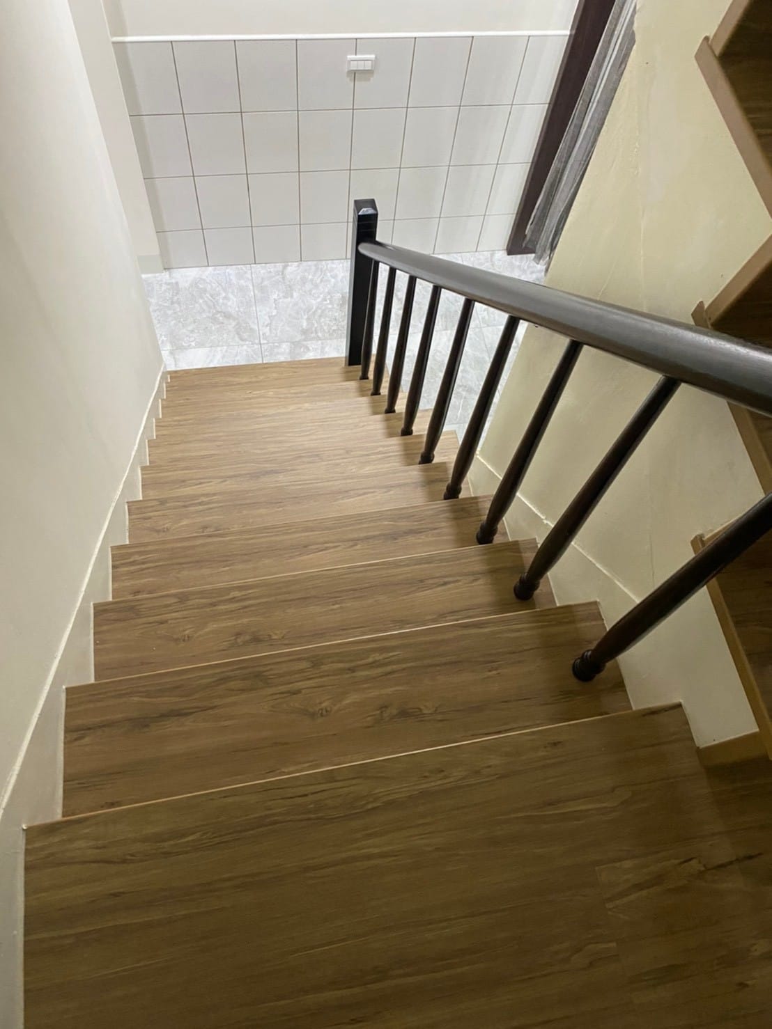 超耐磨地板包樓梯