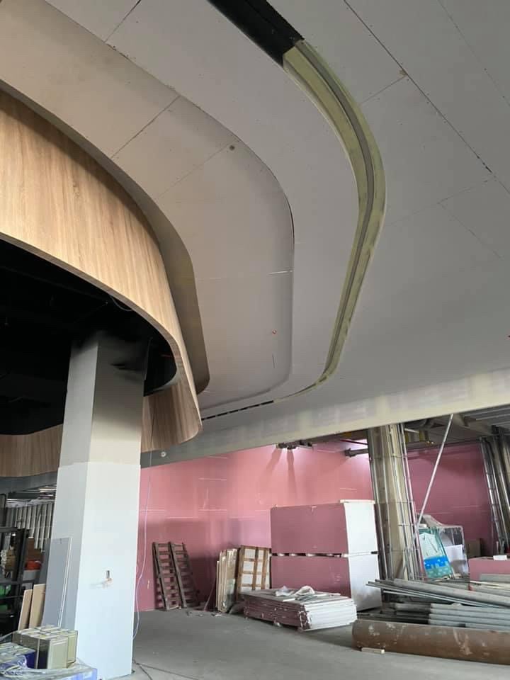 岡山秀泰影城1樓大廳