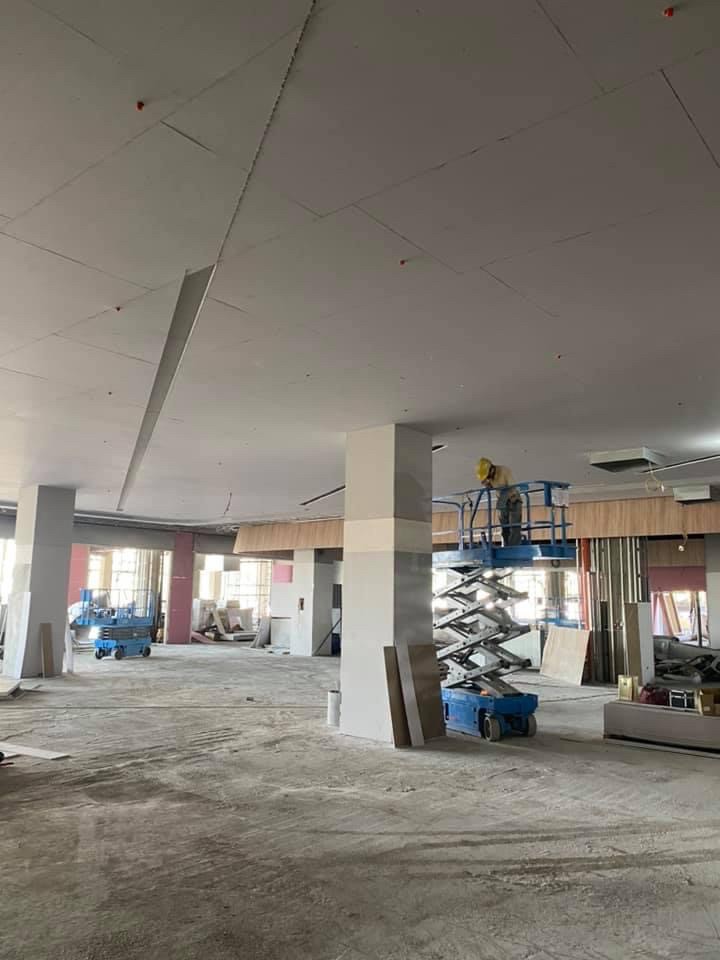 岡山秀泰影城1樓大廳