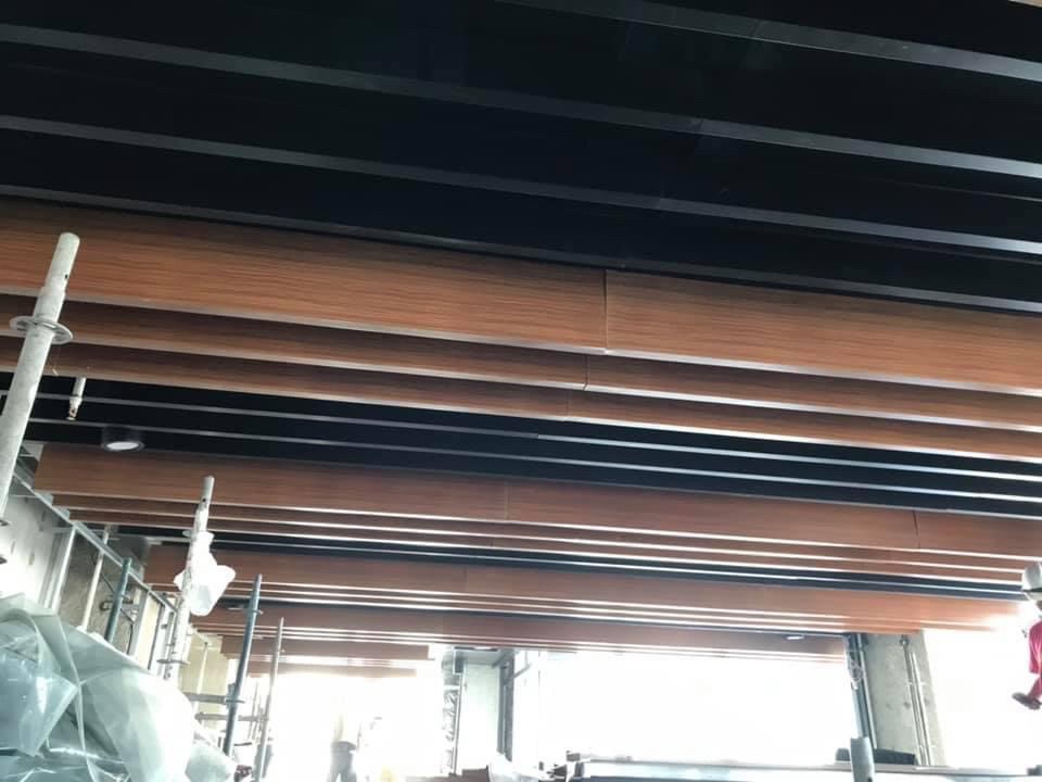 遠雄68樓游泳池天花板