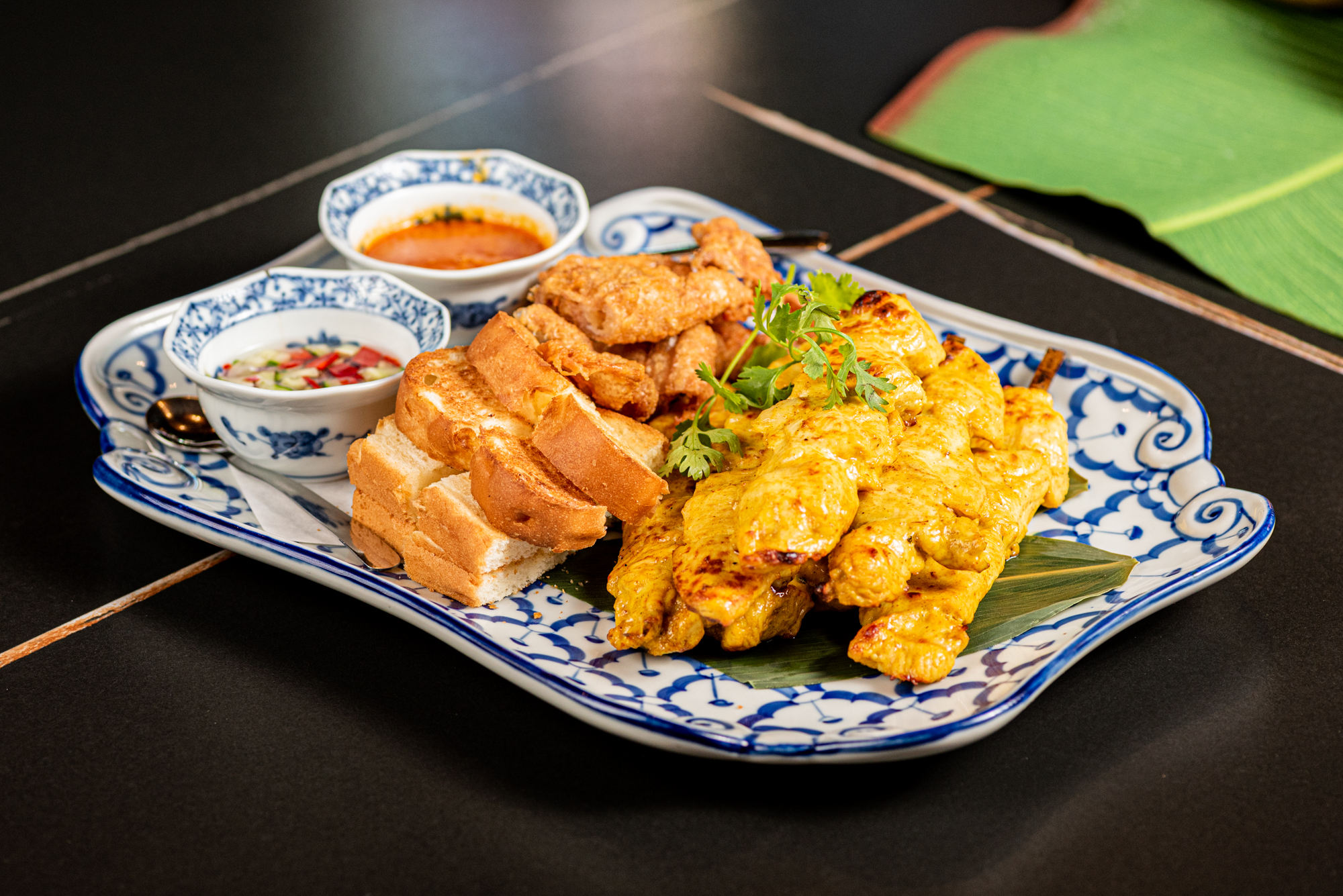 泰香烤沙嗲雞_莎瓦迪卡海鮮泰