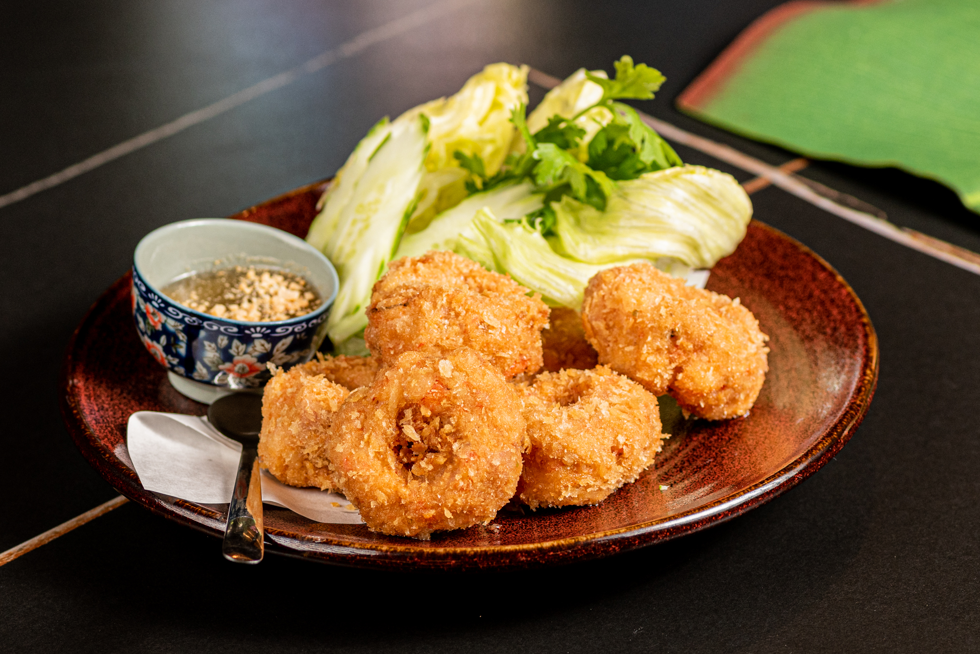 手打金錢蝦餅_莎瓦迪卡海鮮泰