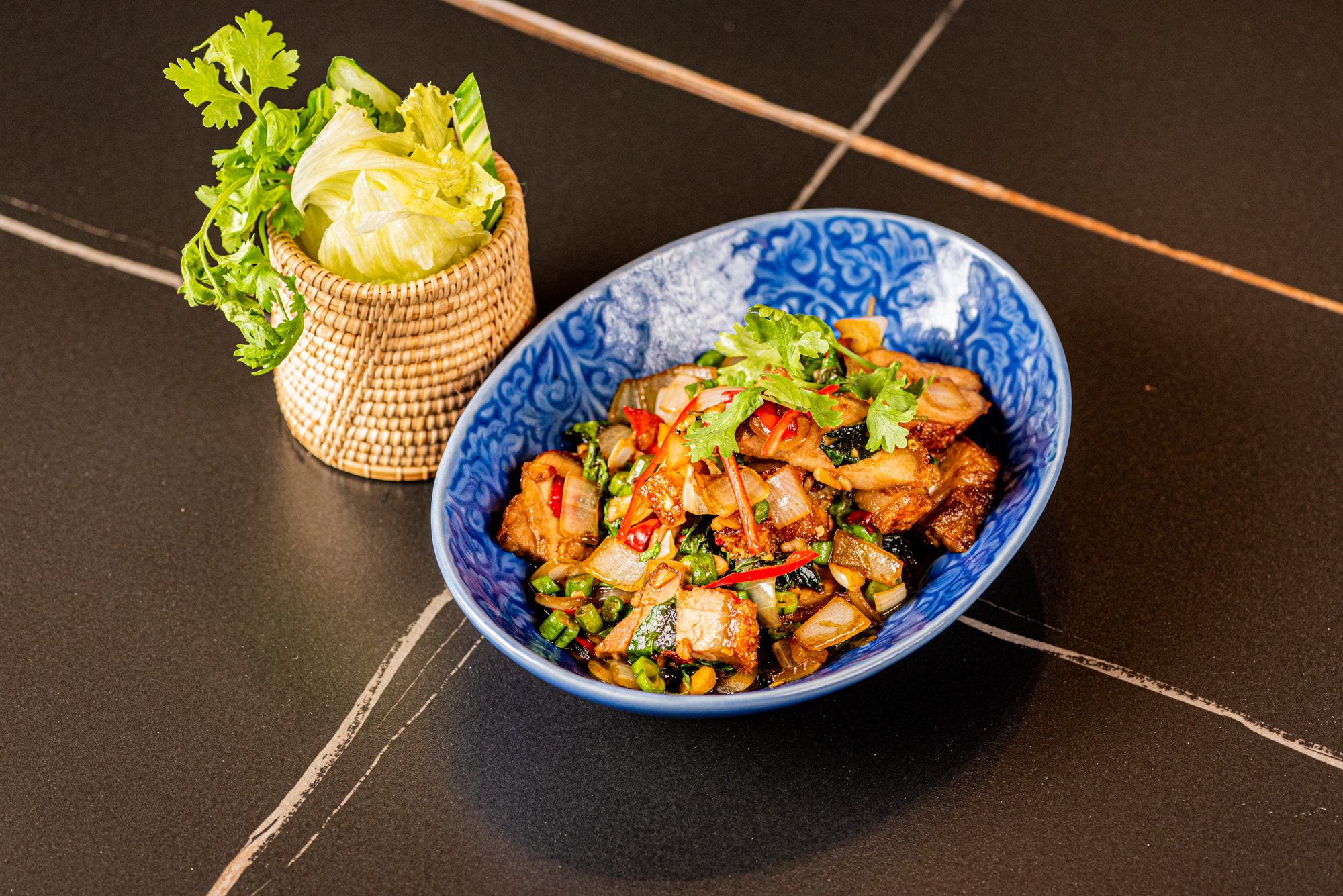 泰式打拋脆皮豬_莎瓦迪卡海鮮泰02