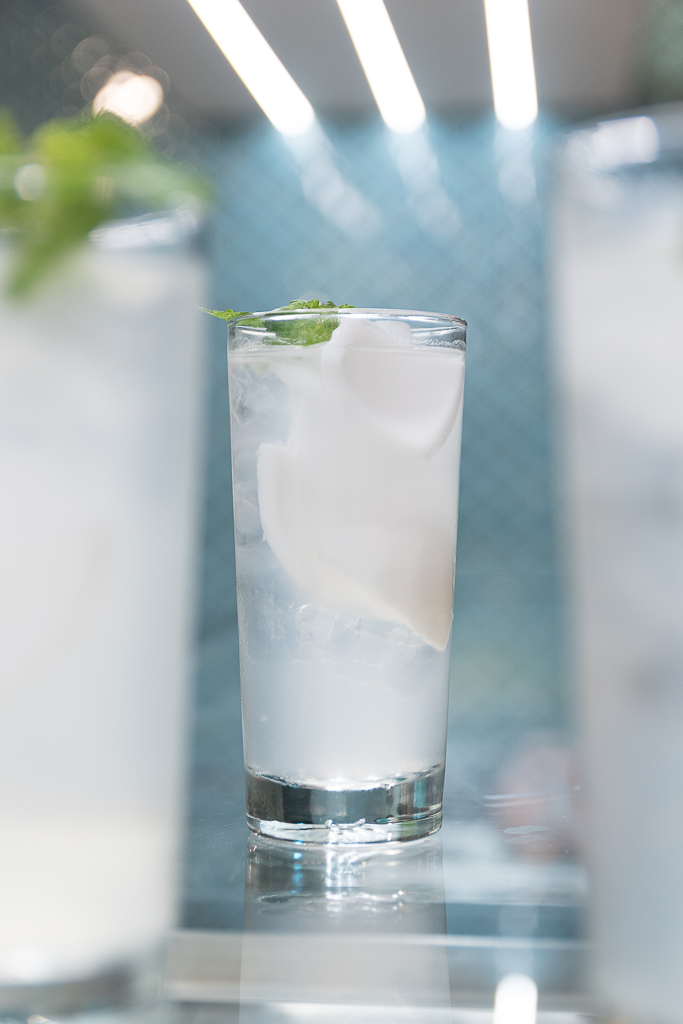 椰子水_莎瓦迪卡海鮮泰