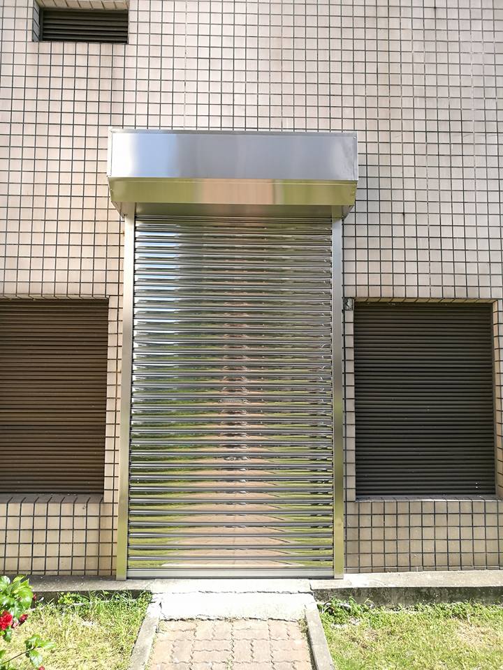 不銹鋼快速手拉門