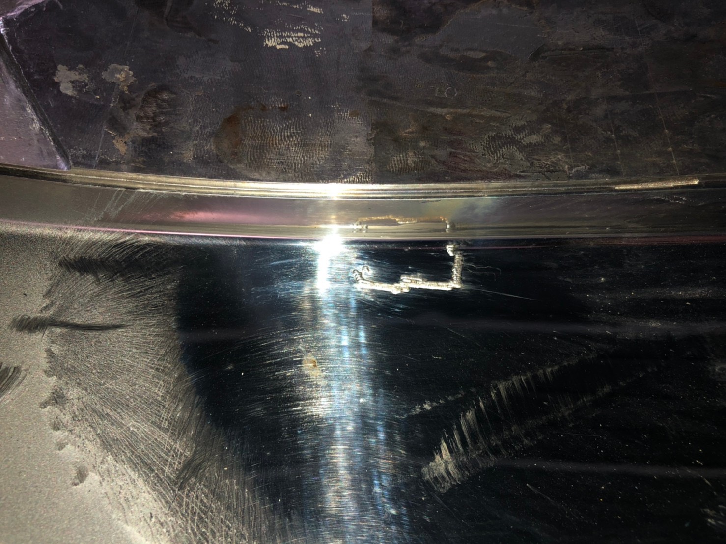 金屬裂痕不好處理，要開高功率，打深融合進去，才不會又裂