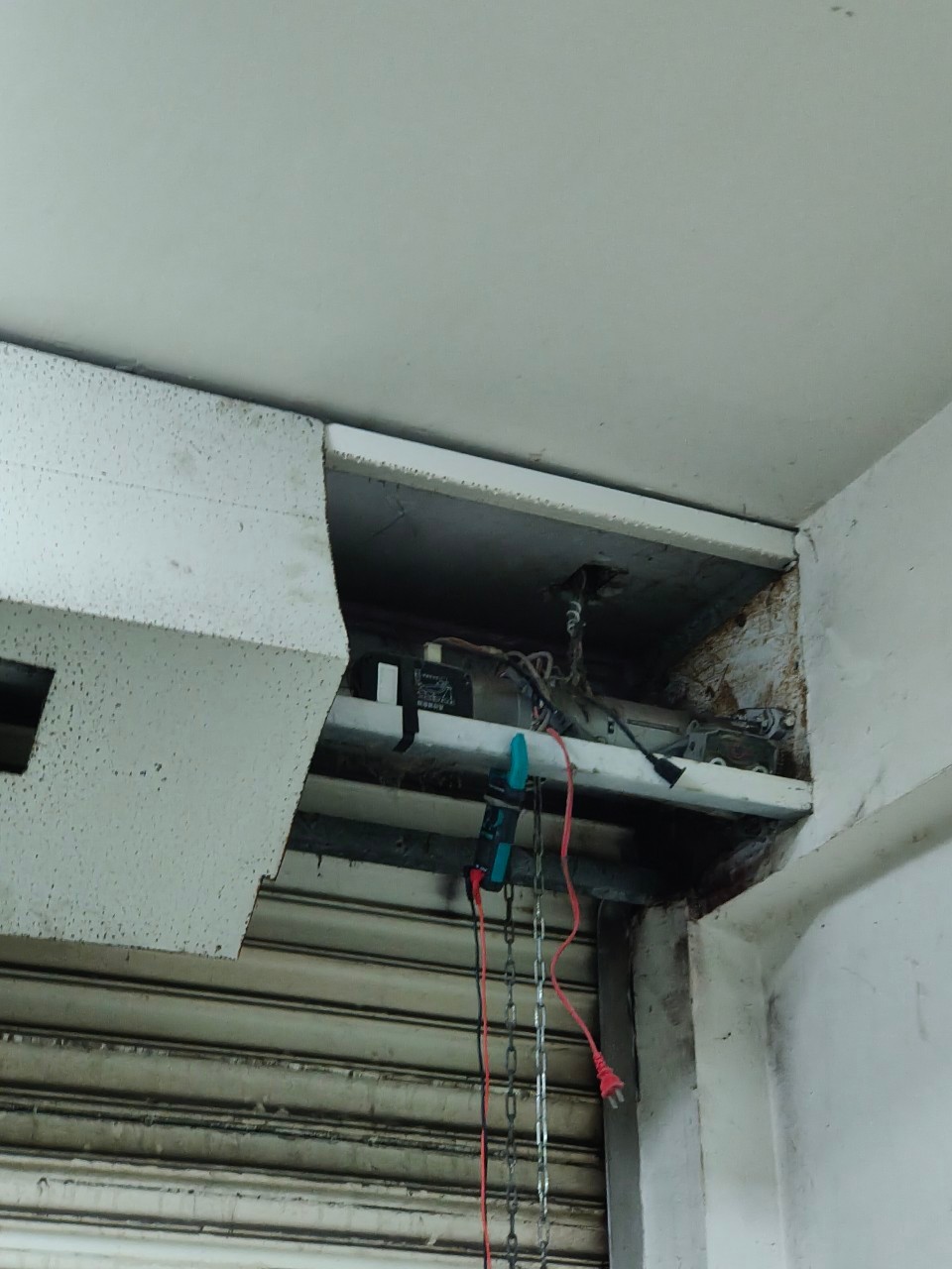 捲門遙控系統安裝&nbsp;