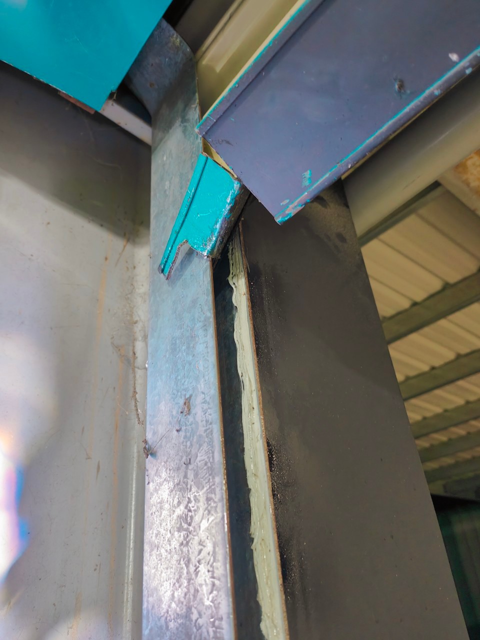 捲門脫軌、卡住復位