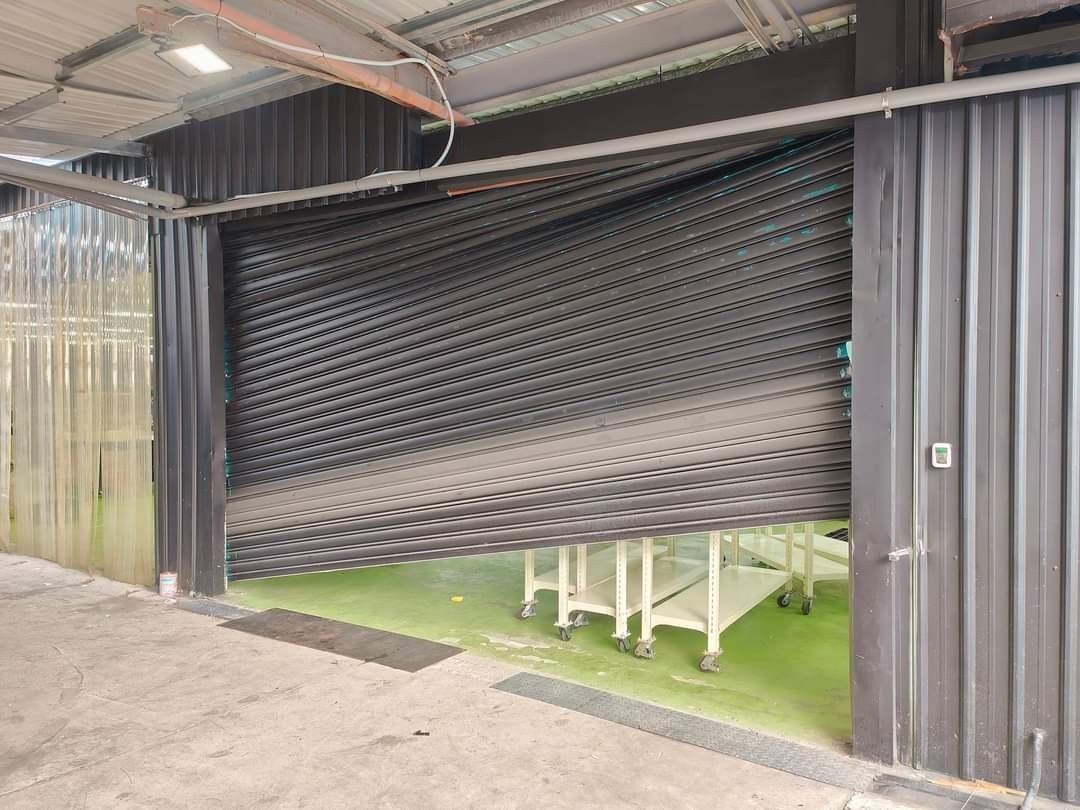 捲門脫軌、卡住復位