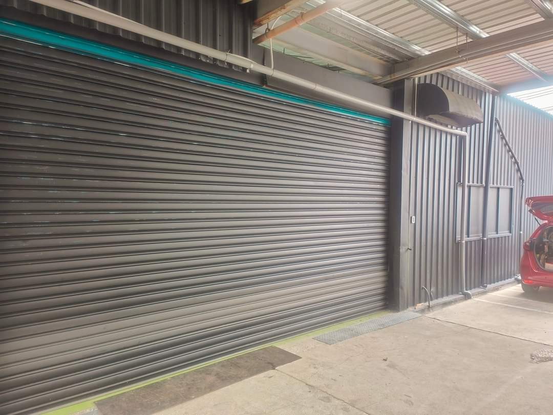 捲門脫軌、卡住復位