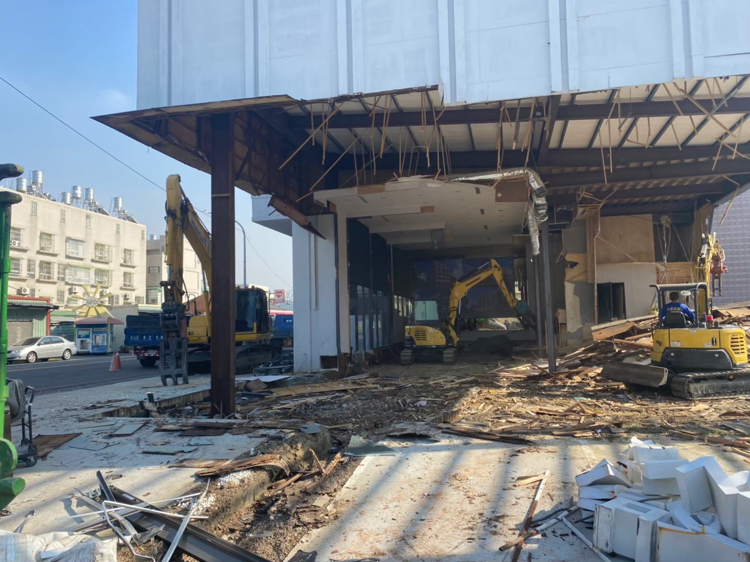 預售屋展售中心拆除