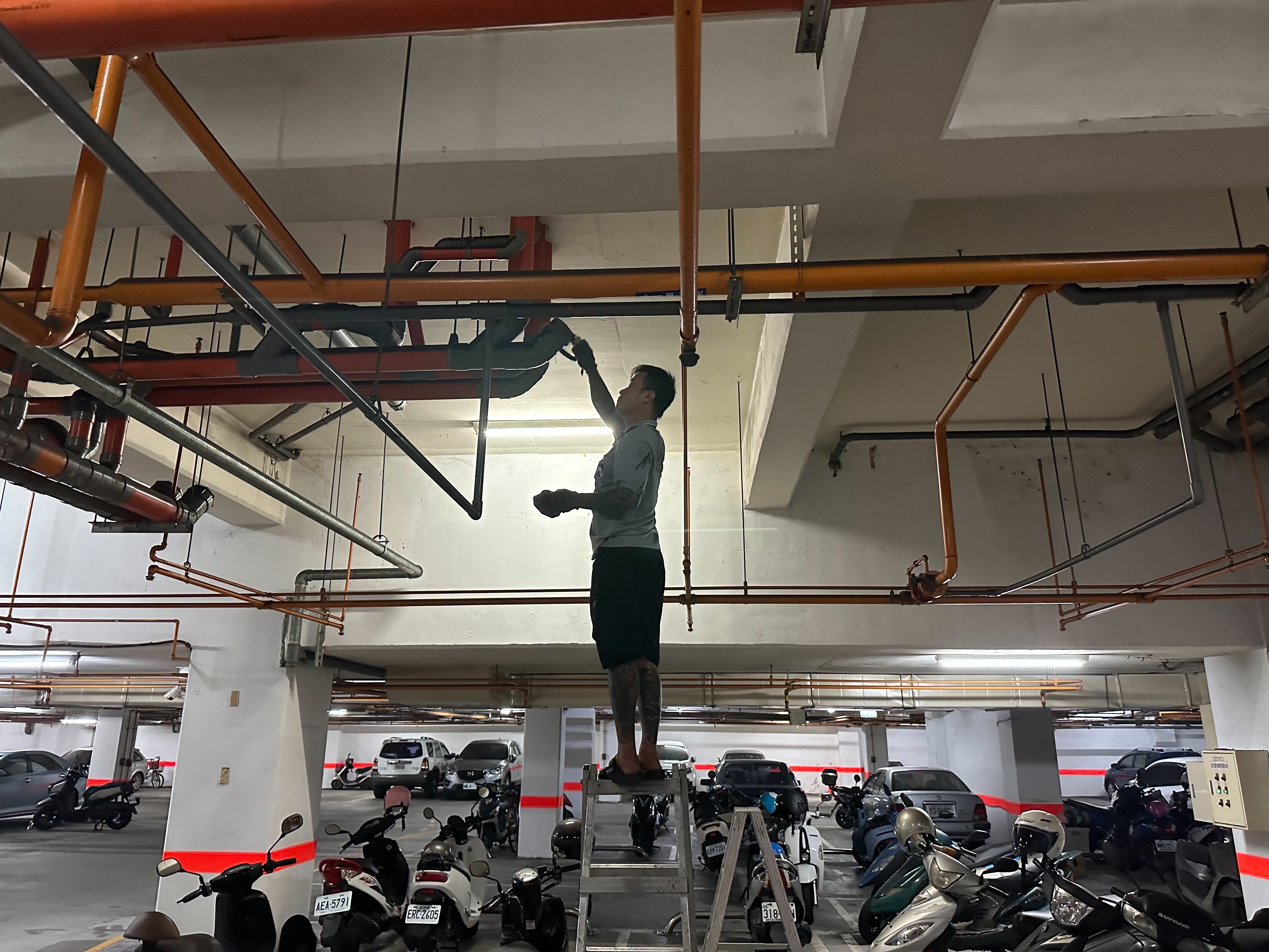 大樓吊管水刀疏通