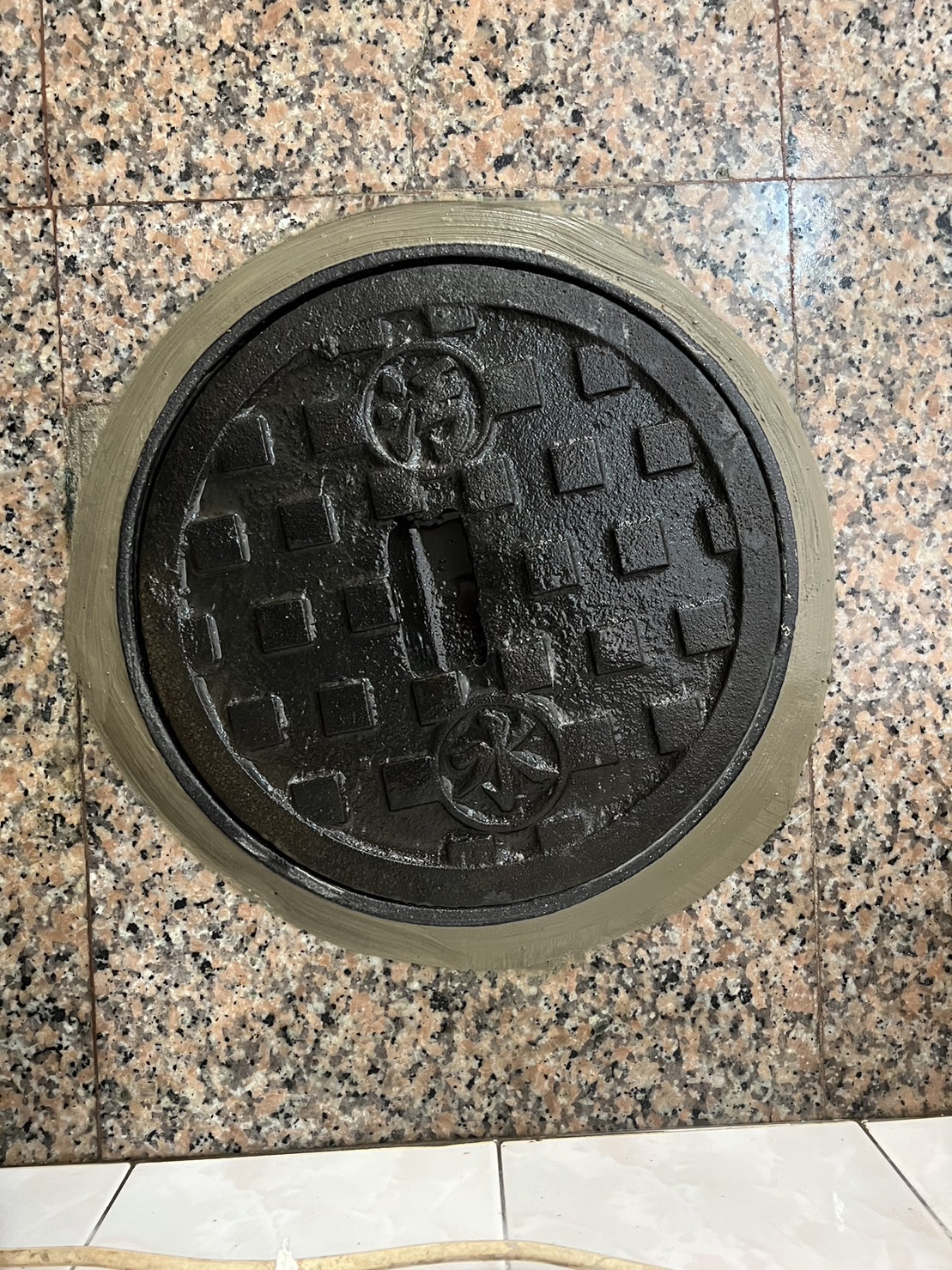 污水人孔蓋更換