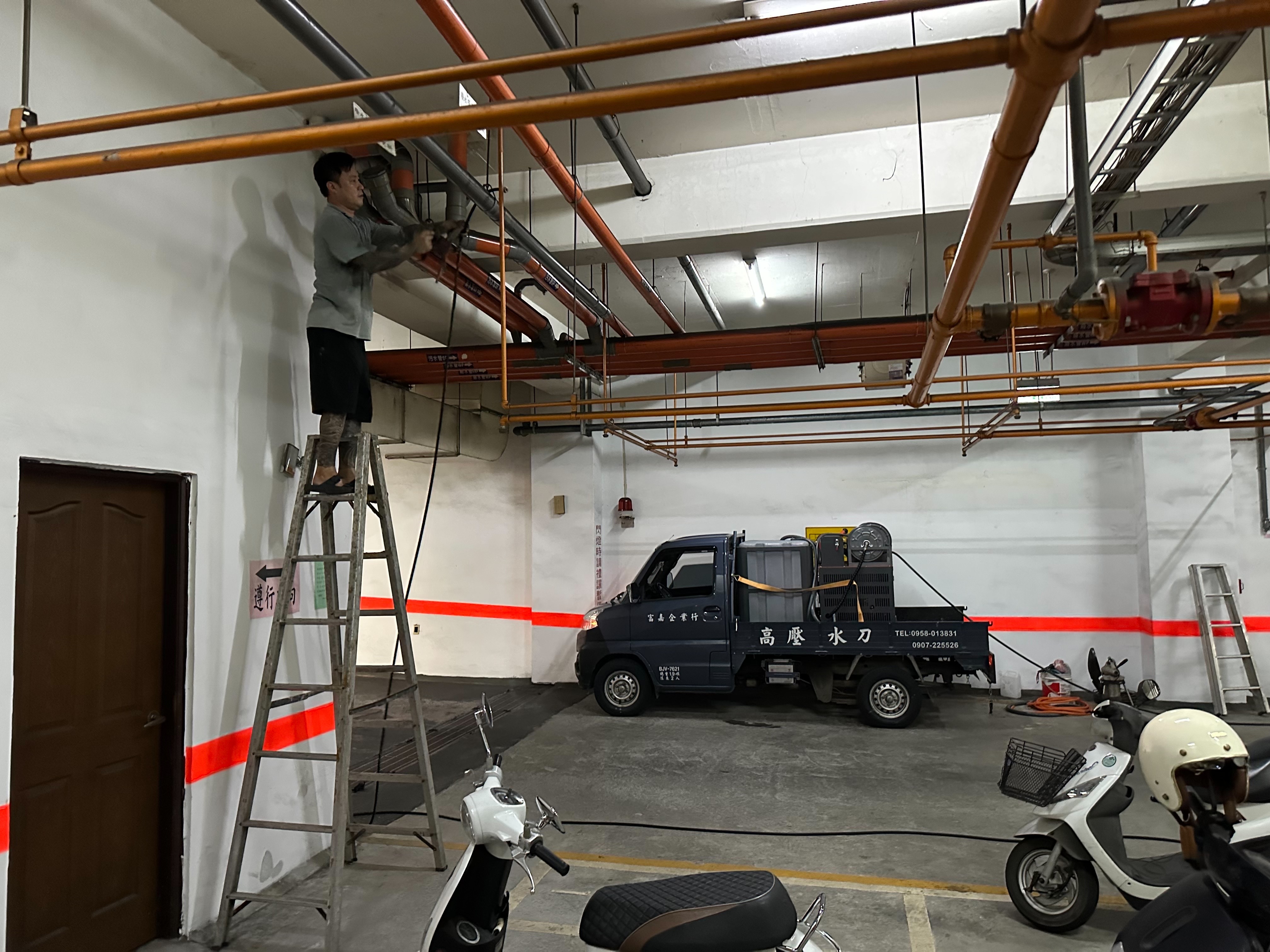 大樓吊管水刀疏通