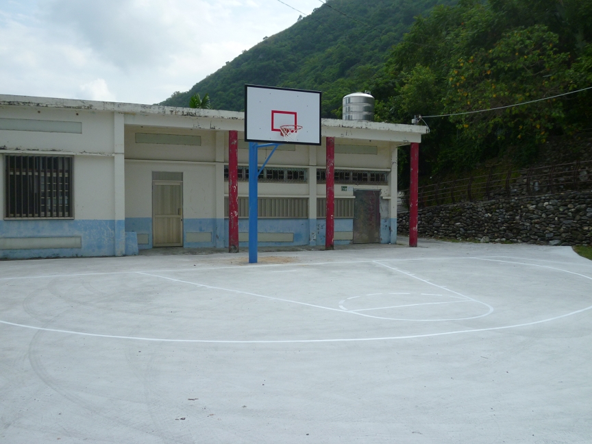 籃球場劃線工程