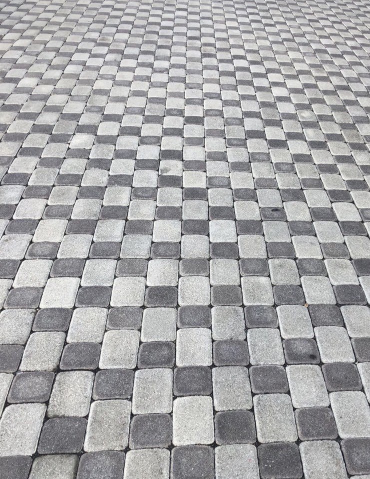 高雄連鎖磚鋪設