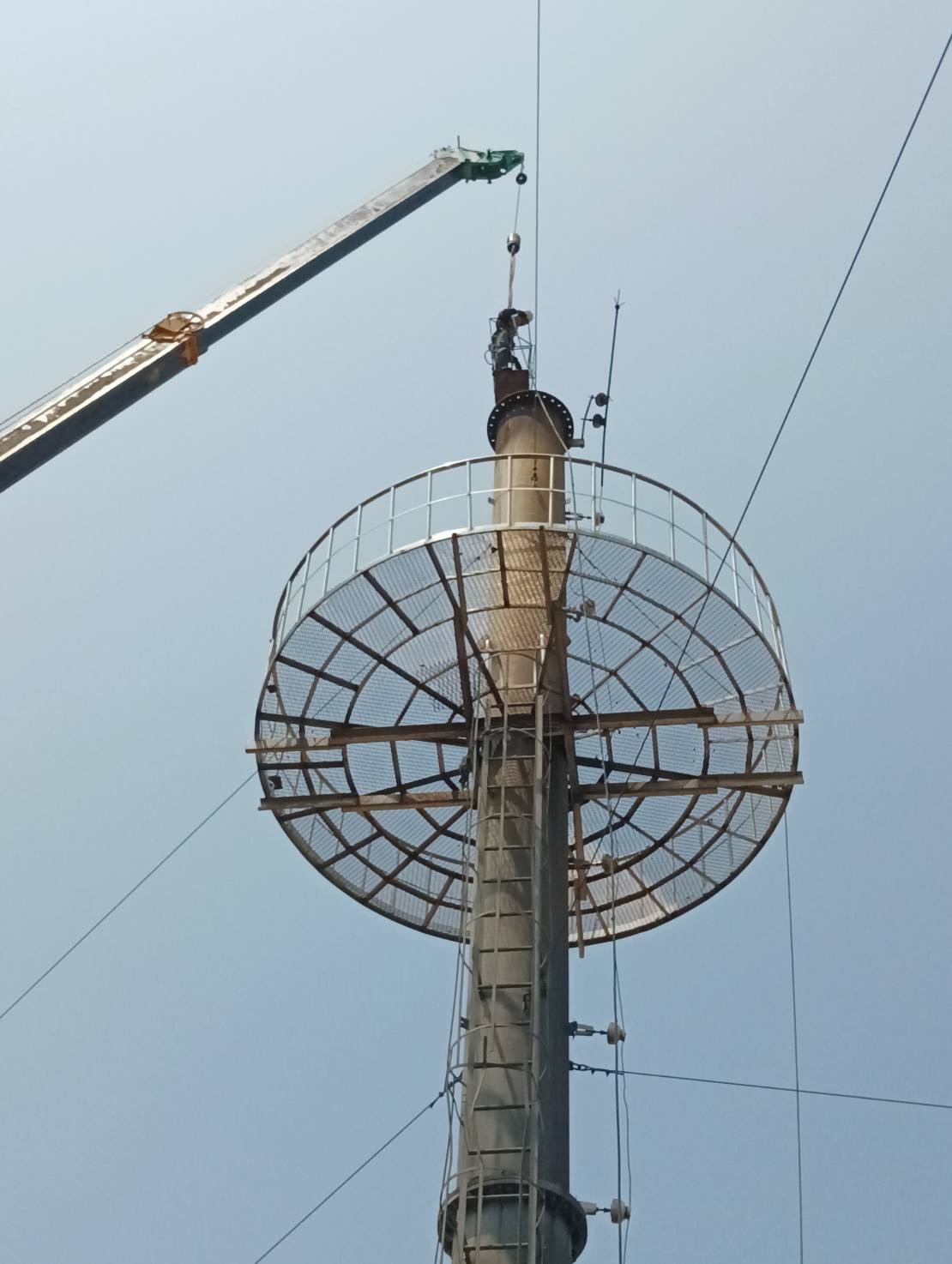 高壓水刀清洗(房屋外觀、工廠清洗、地面、鋼構、油汙、工業煙囪清洗、火災後環境清洗)
