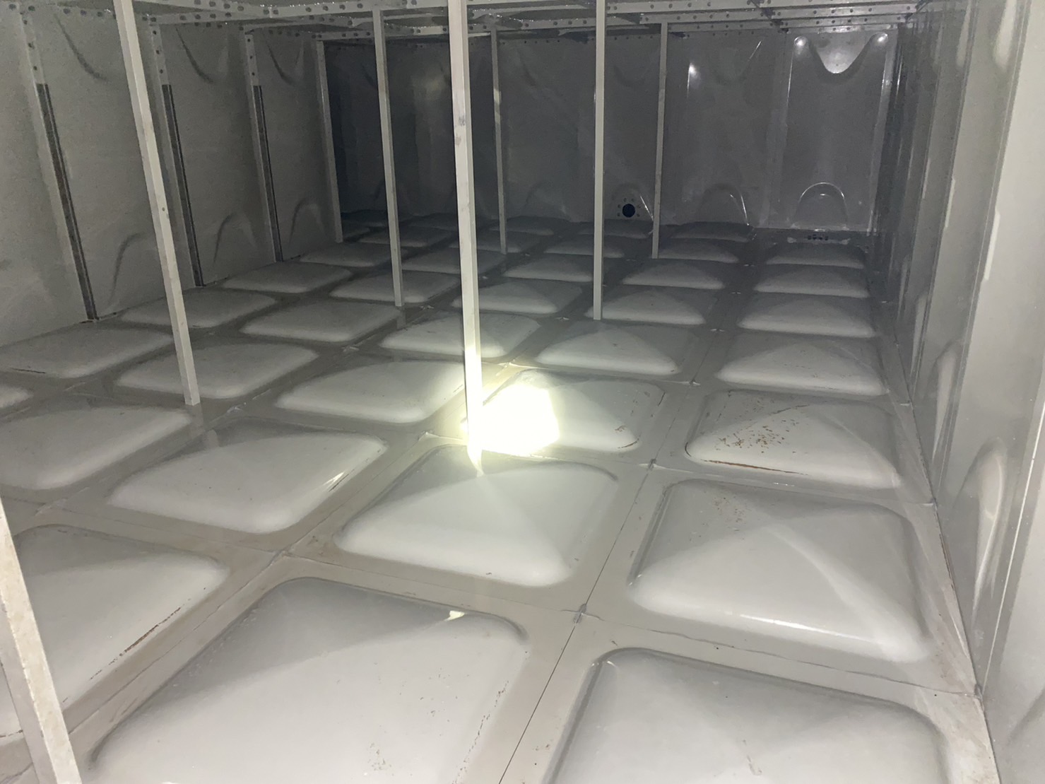 洗水塔、蓄水池、魚池