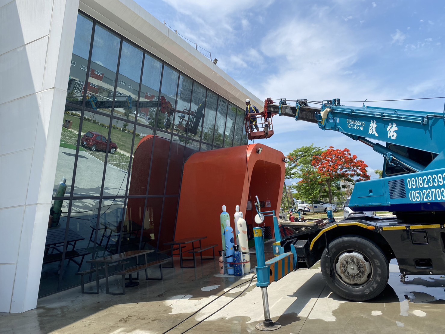 高壓水刀清洗(房屋外觀、工廠清洗、地面、鋼構、油汙、工業煙囪清洗、火災後環境清洗)