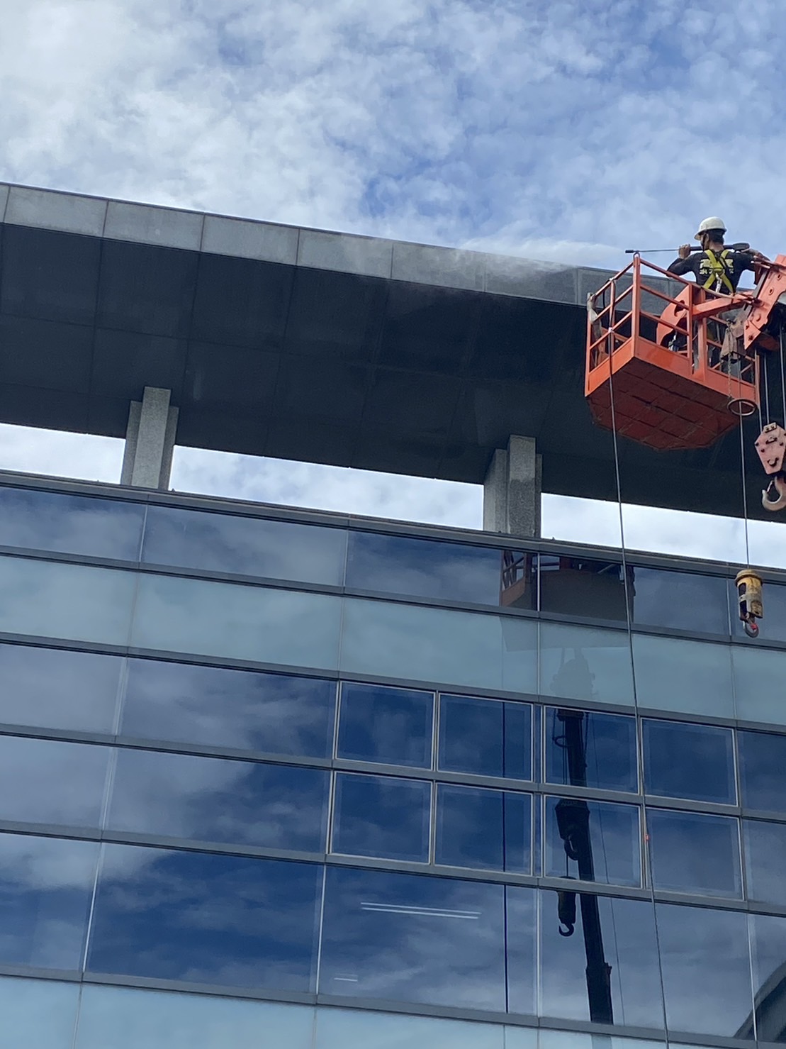 高壓水刀清洗(房屋外觀、工廠清洗、地面、鋼構、油汙、工業煙囪清洗、火災後環境清洗)