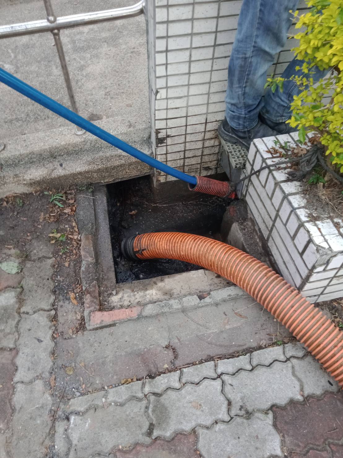 排水溝阻塞清淤處理