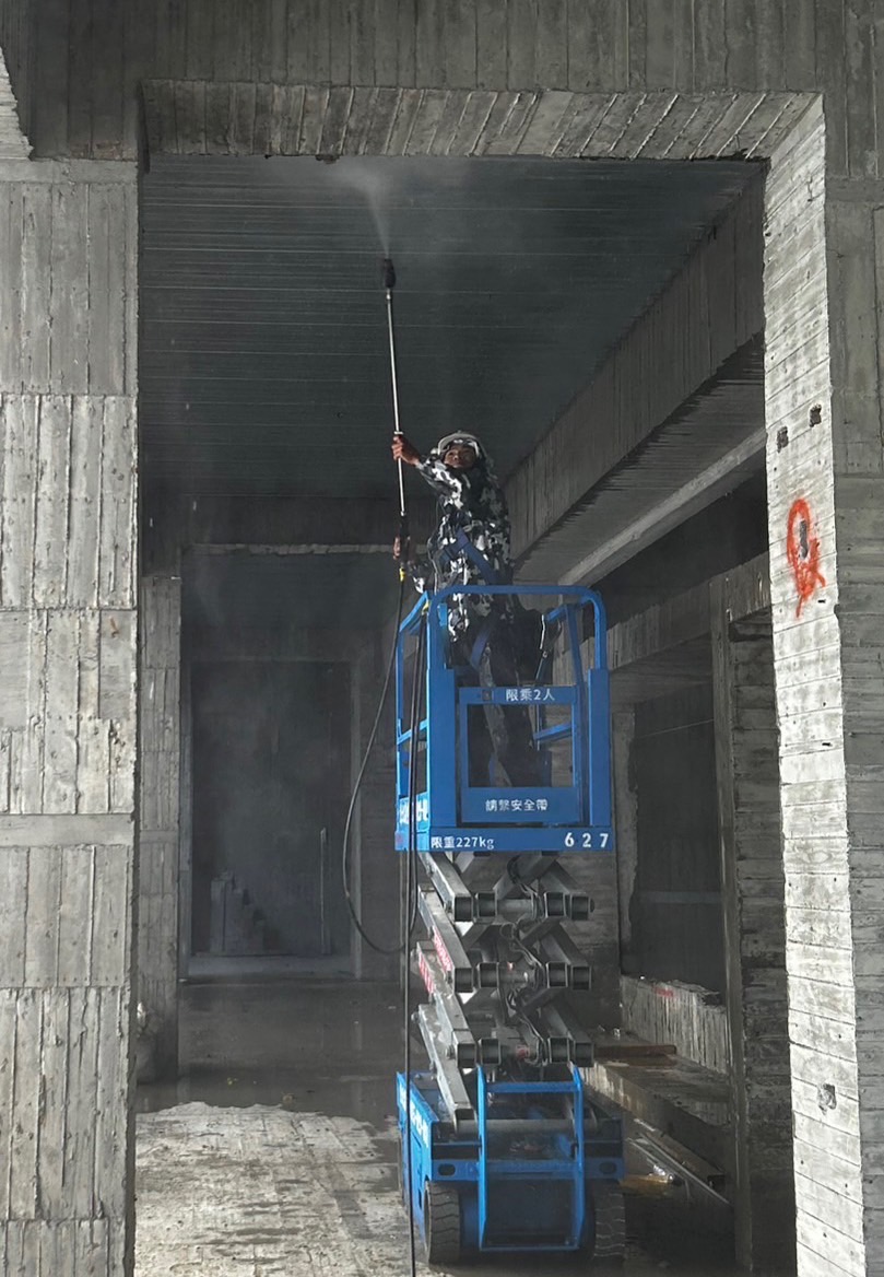 高壓水刀清洗(房屋外觀、工廠清洗、地面、鋼構、油汙、工業煙囪清洗、火災後環境清洗)