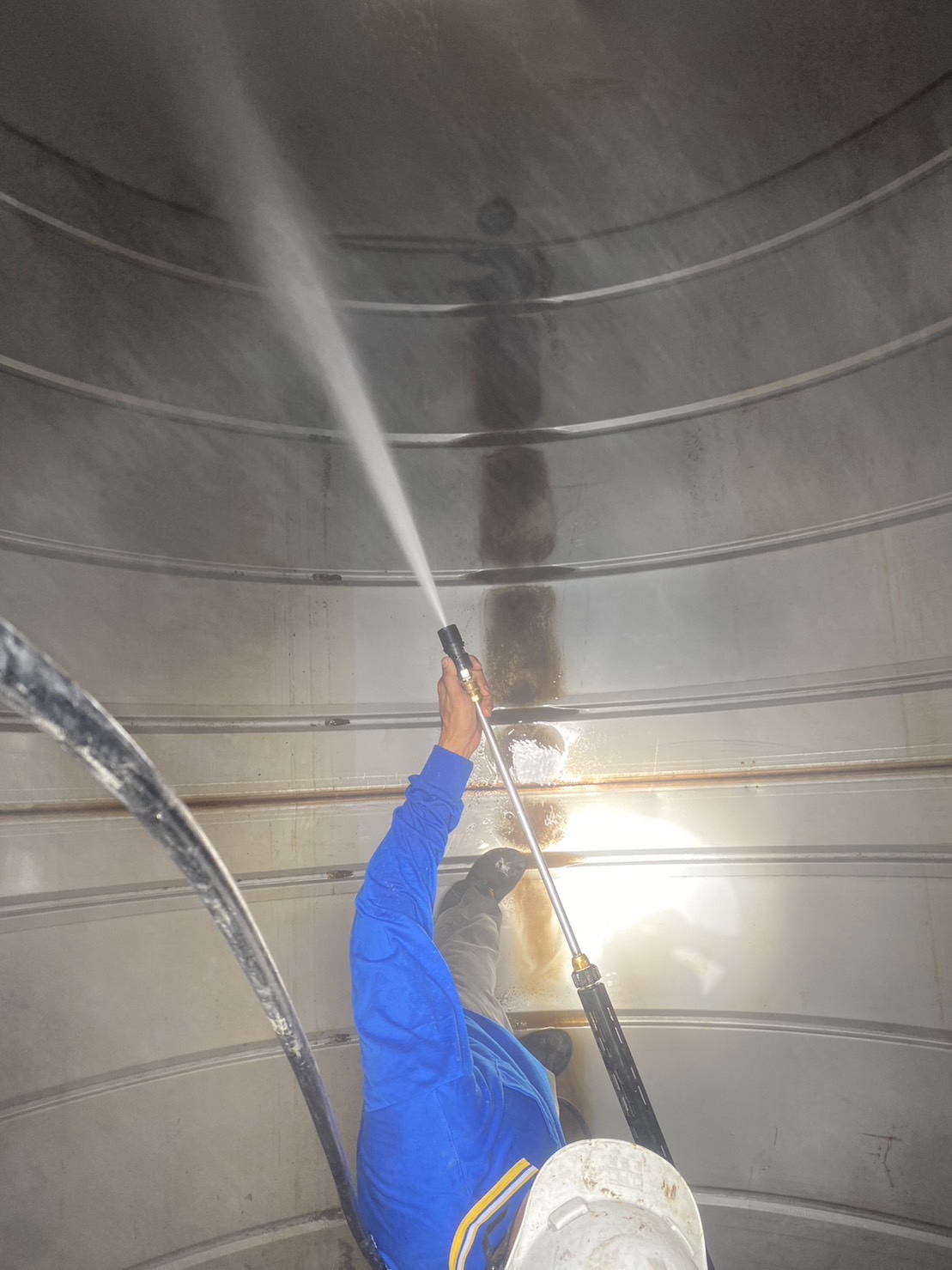 洗水塔、蓄水池、魚池