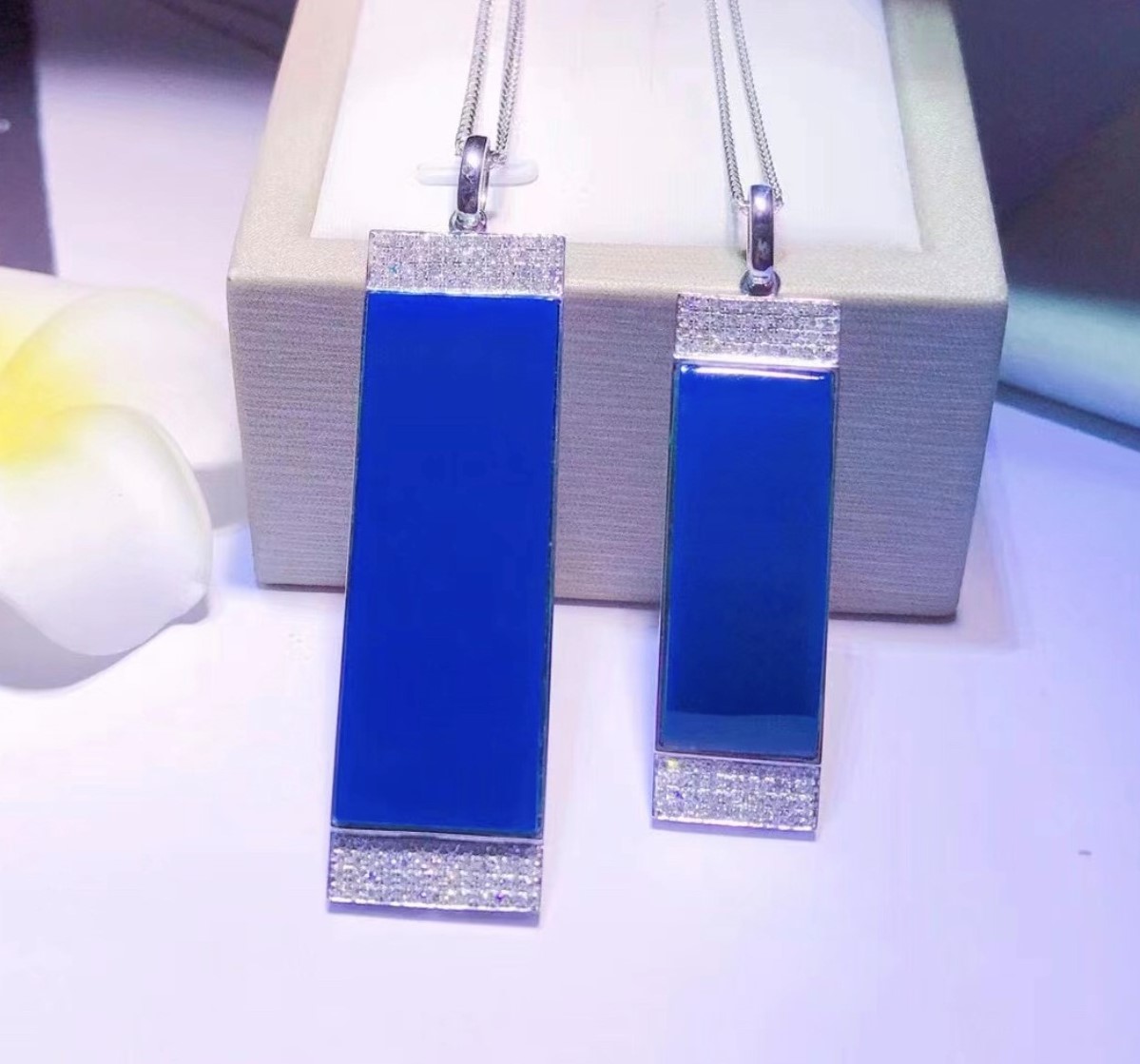 多明尼加藍珀18k方牌墬子-大#11800#9200-A