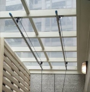 拉繩式昇降曬衣架