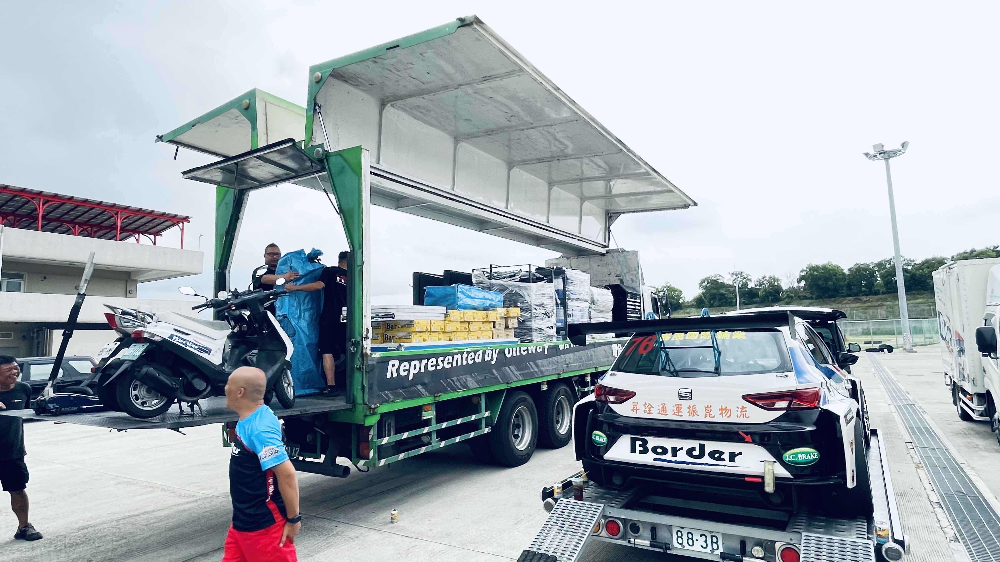 麗寶賽車TCR廠車