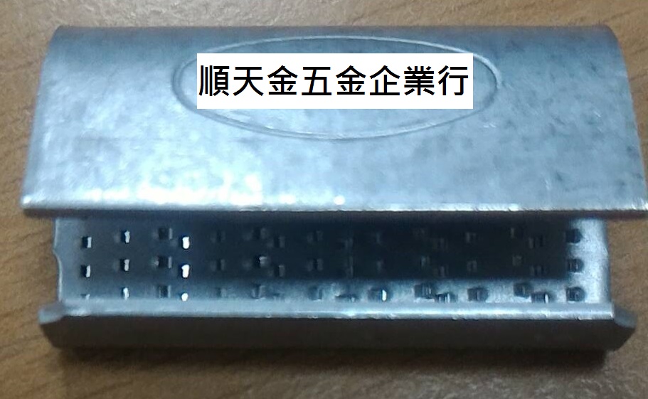 塑鋼扣