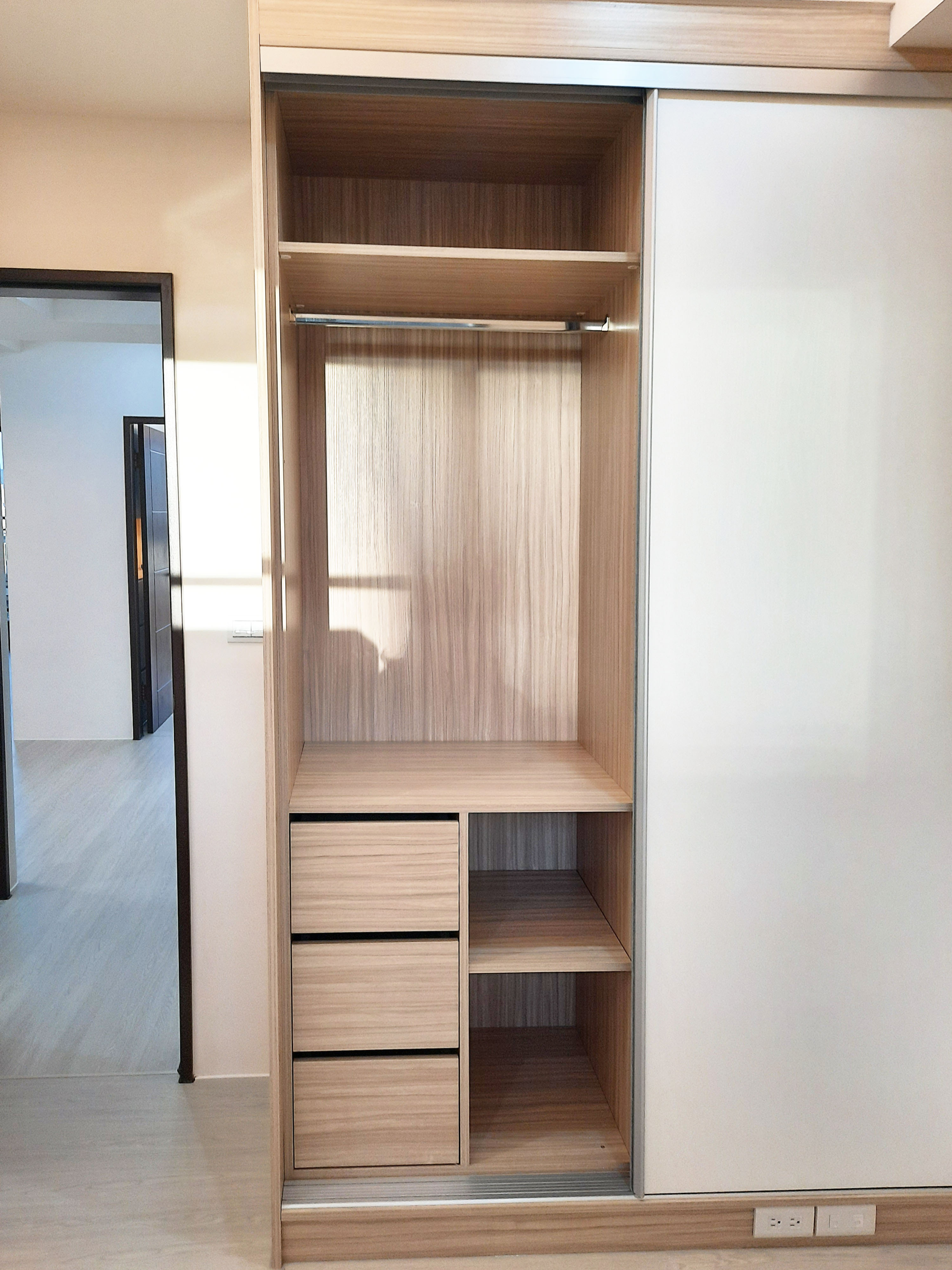 中壢環保建材系統衣櫃