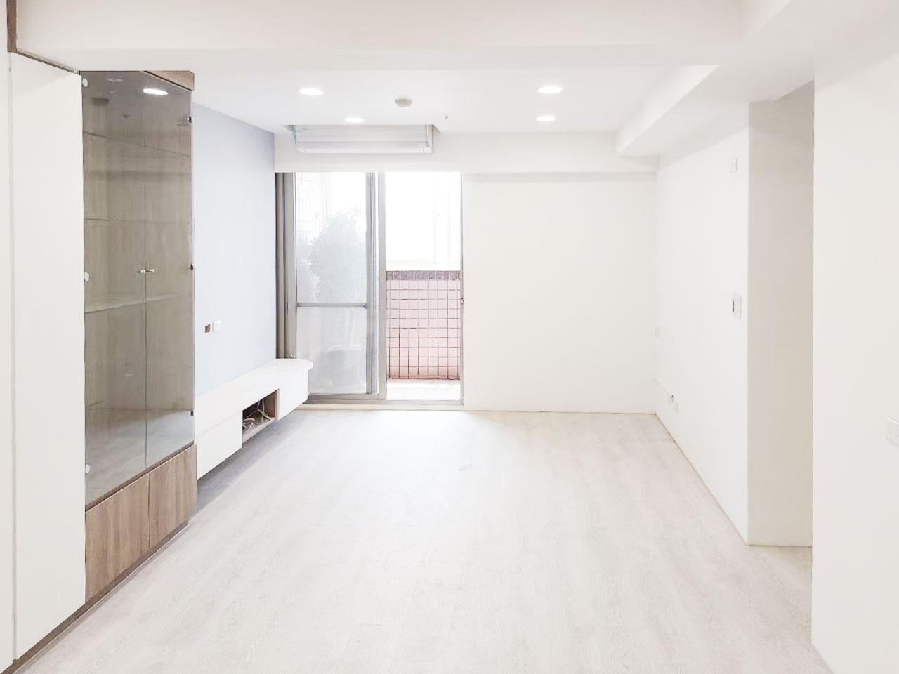 平釘天花板崁燈