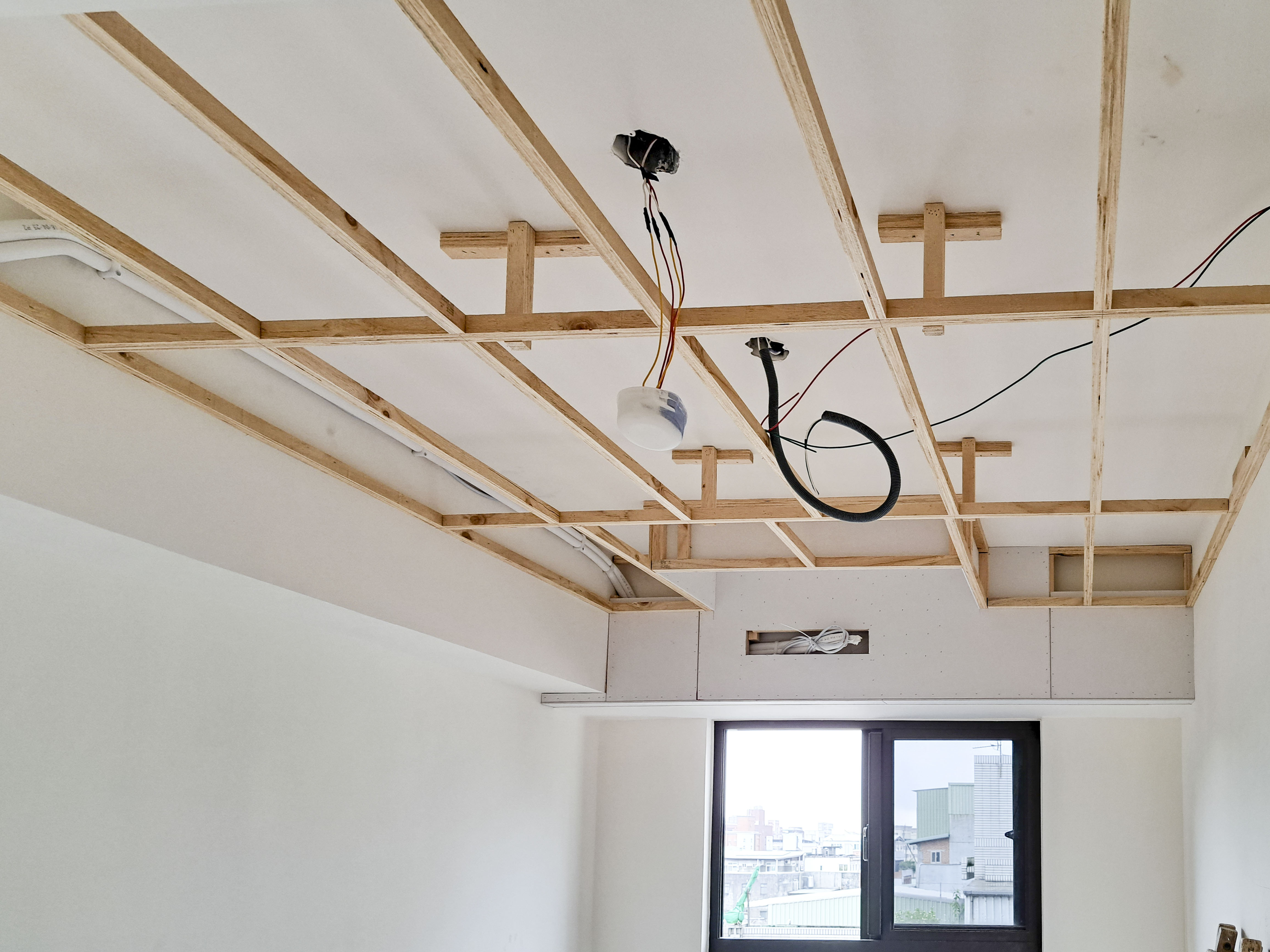 木工天花板裝潢費用