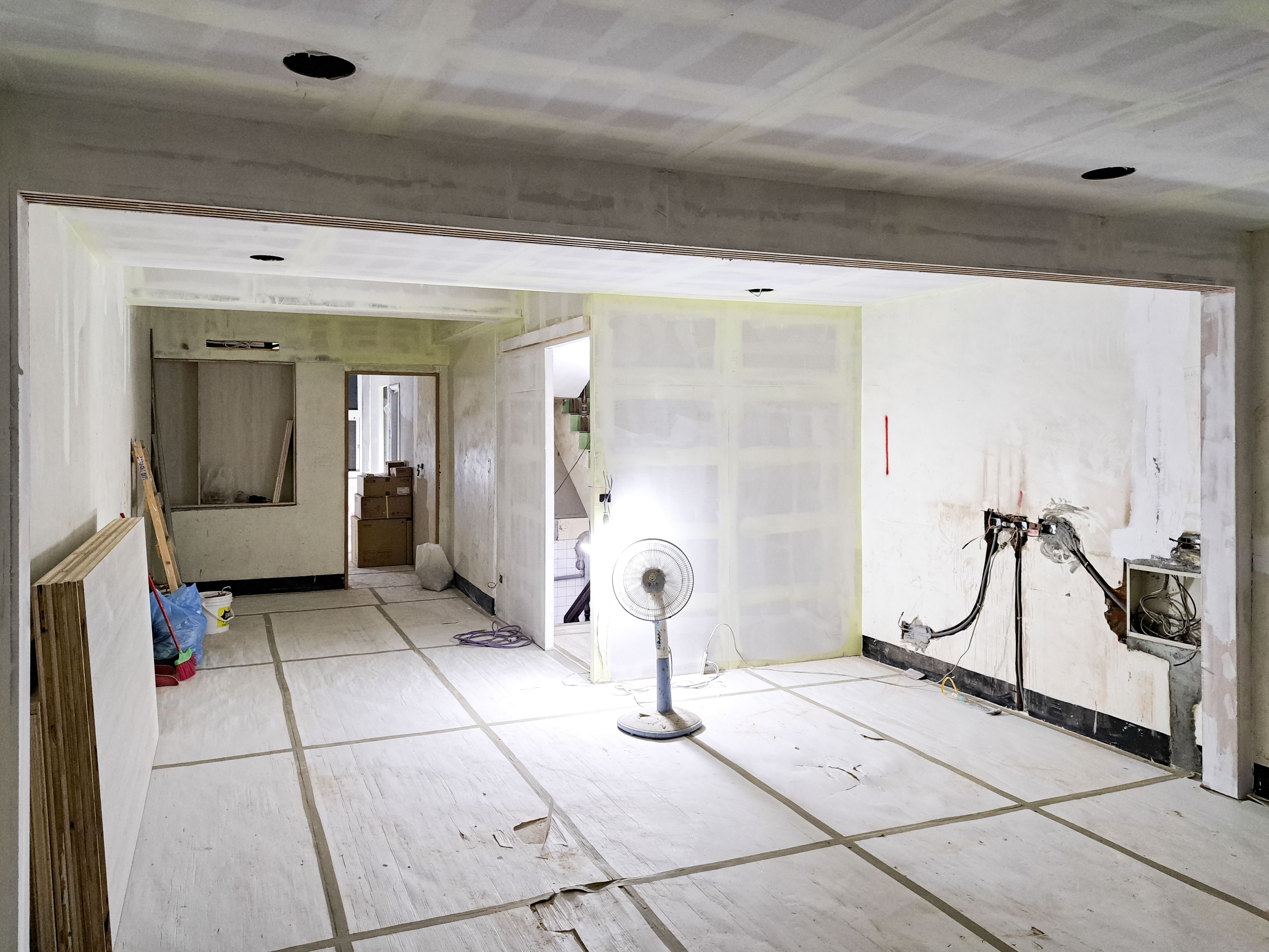 水性亮光調合漆