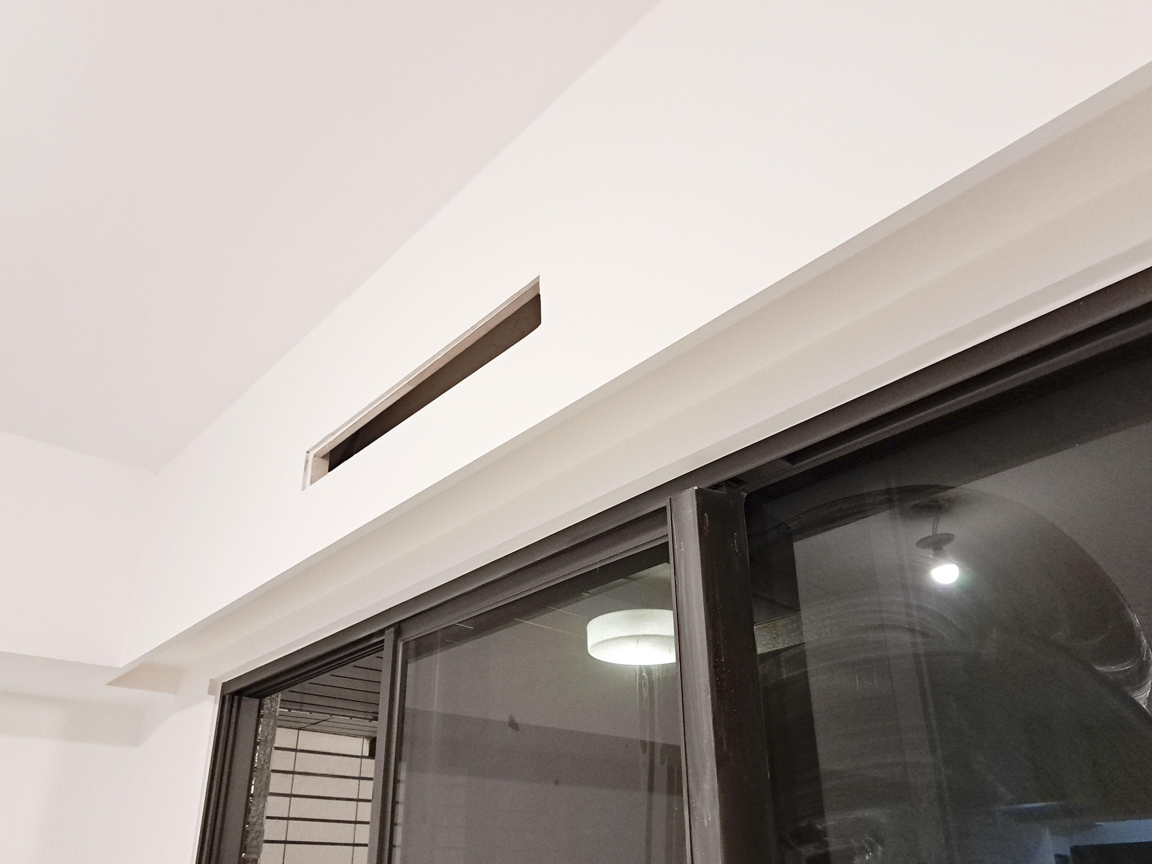 客廳32公分窗簾盒