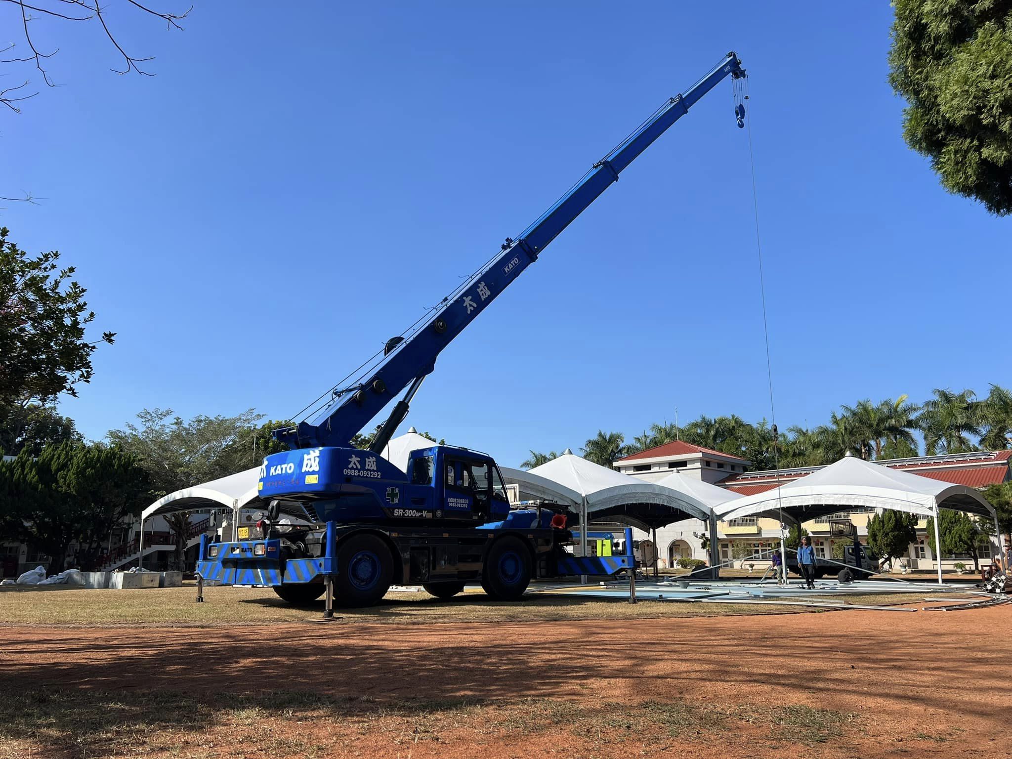 西嶺國小吊帳篷