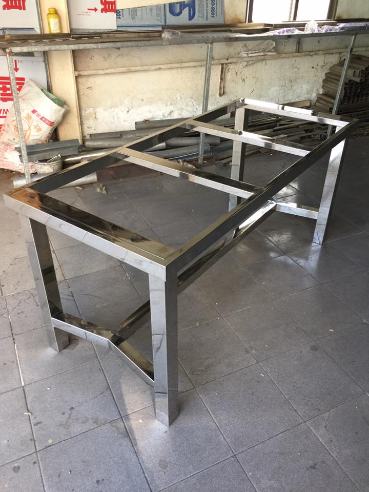 不銹鋼亮面造型桌架