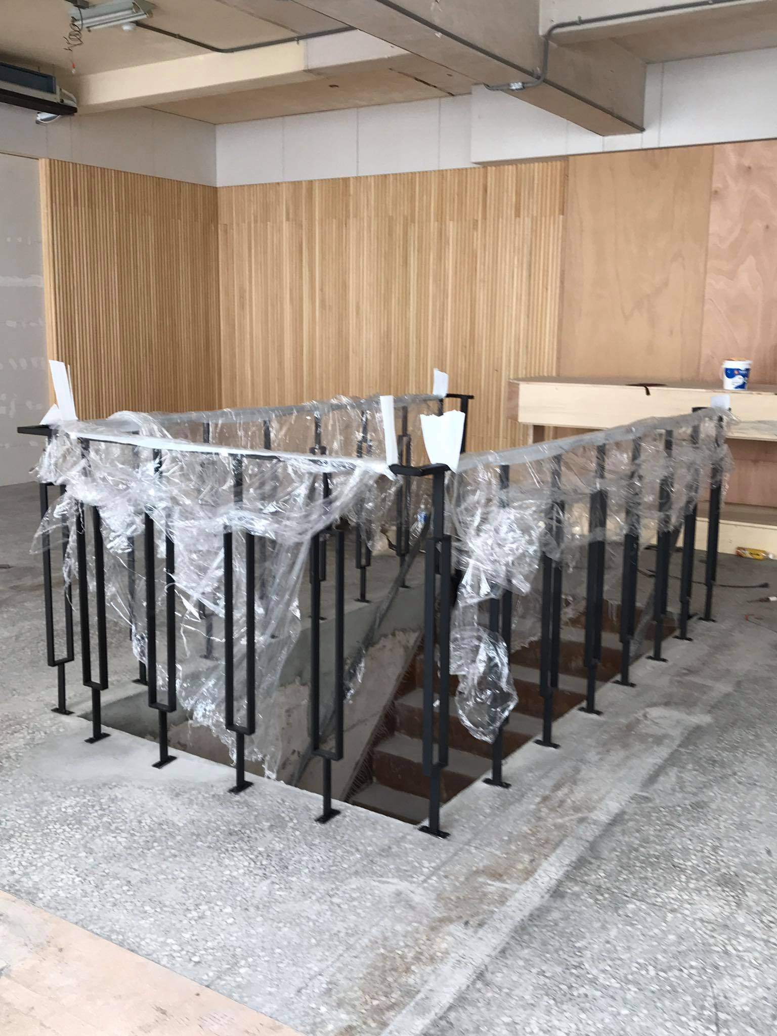 不銹鋼烤漆欄杆