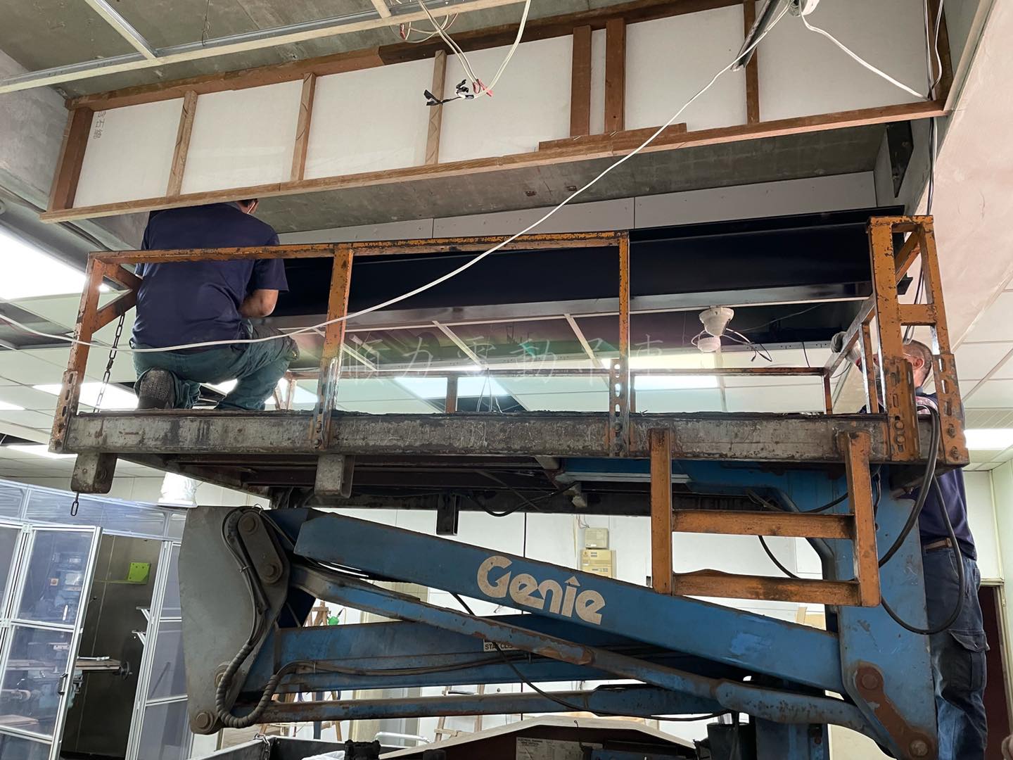 單軌低舉型吊車安裝工程24