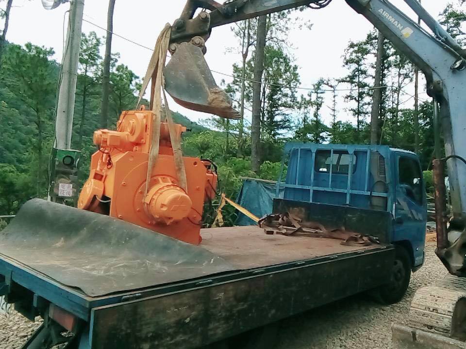 台電高壓電塔專用高速天車1