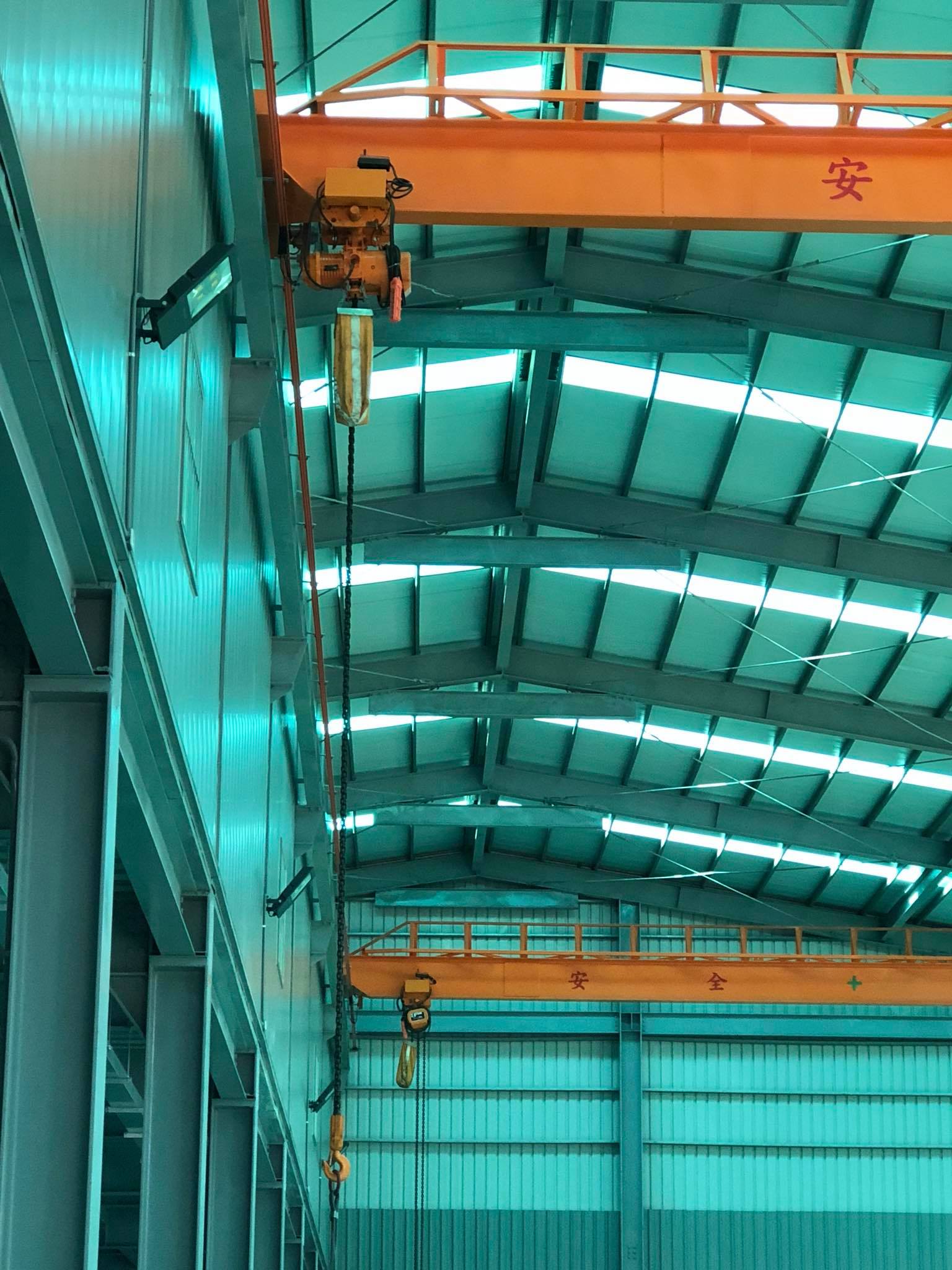 2.8噸單軌鋼鍊吊車安裝工程