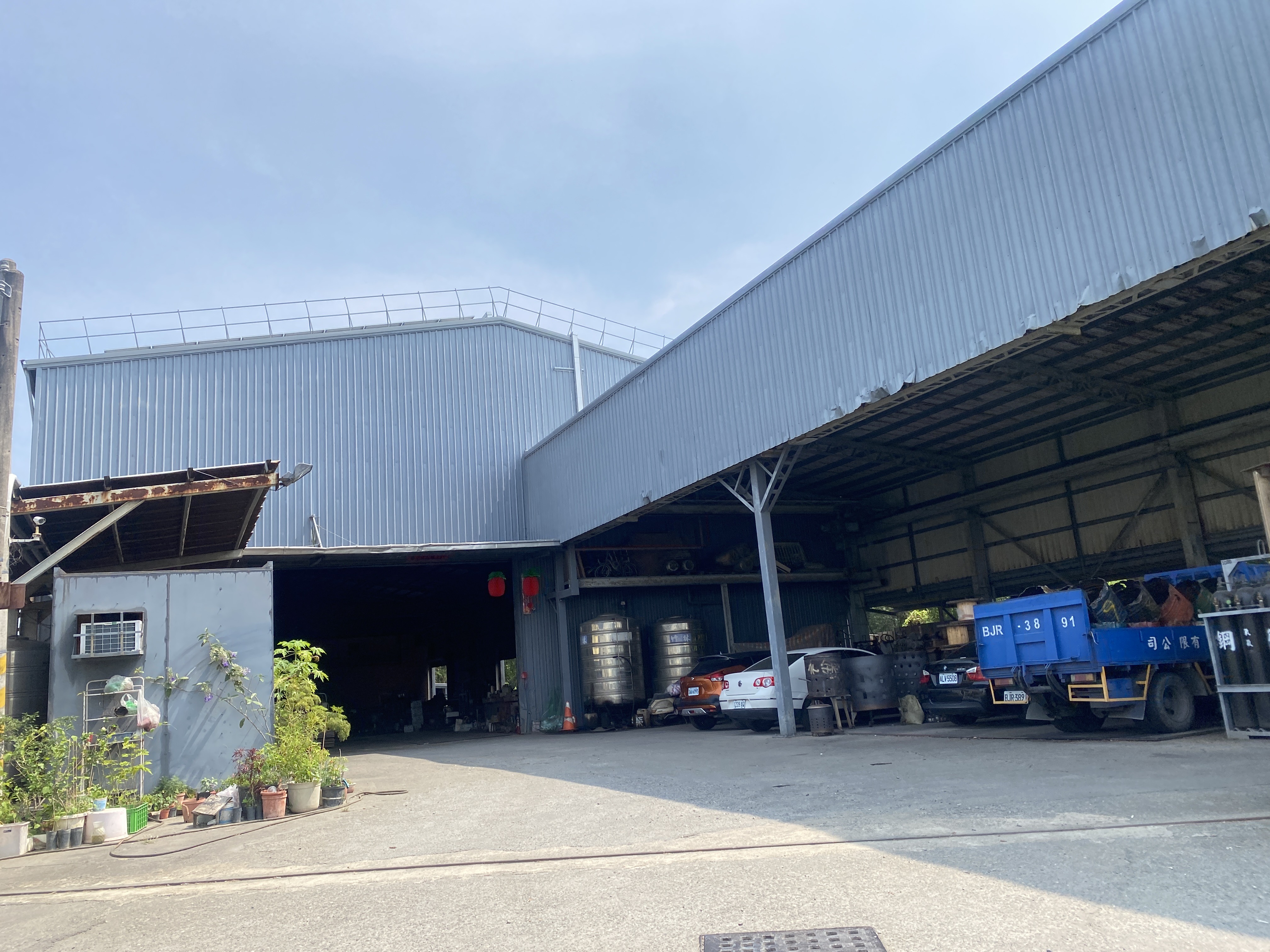 專營污水下水道工程，立坑機製造、覆工蓋板、鋼環、伸縮臂、CNC切割、鐵模(沉箱鐵腳)