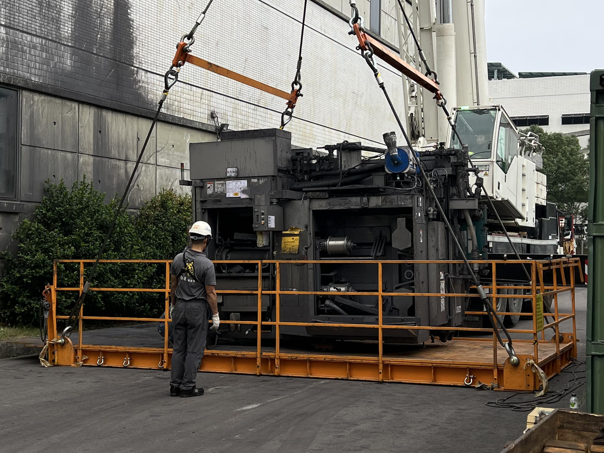 大宗科技業，報廢設備清運實務