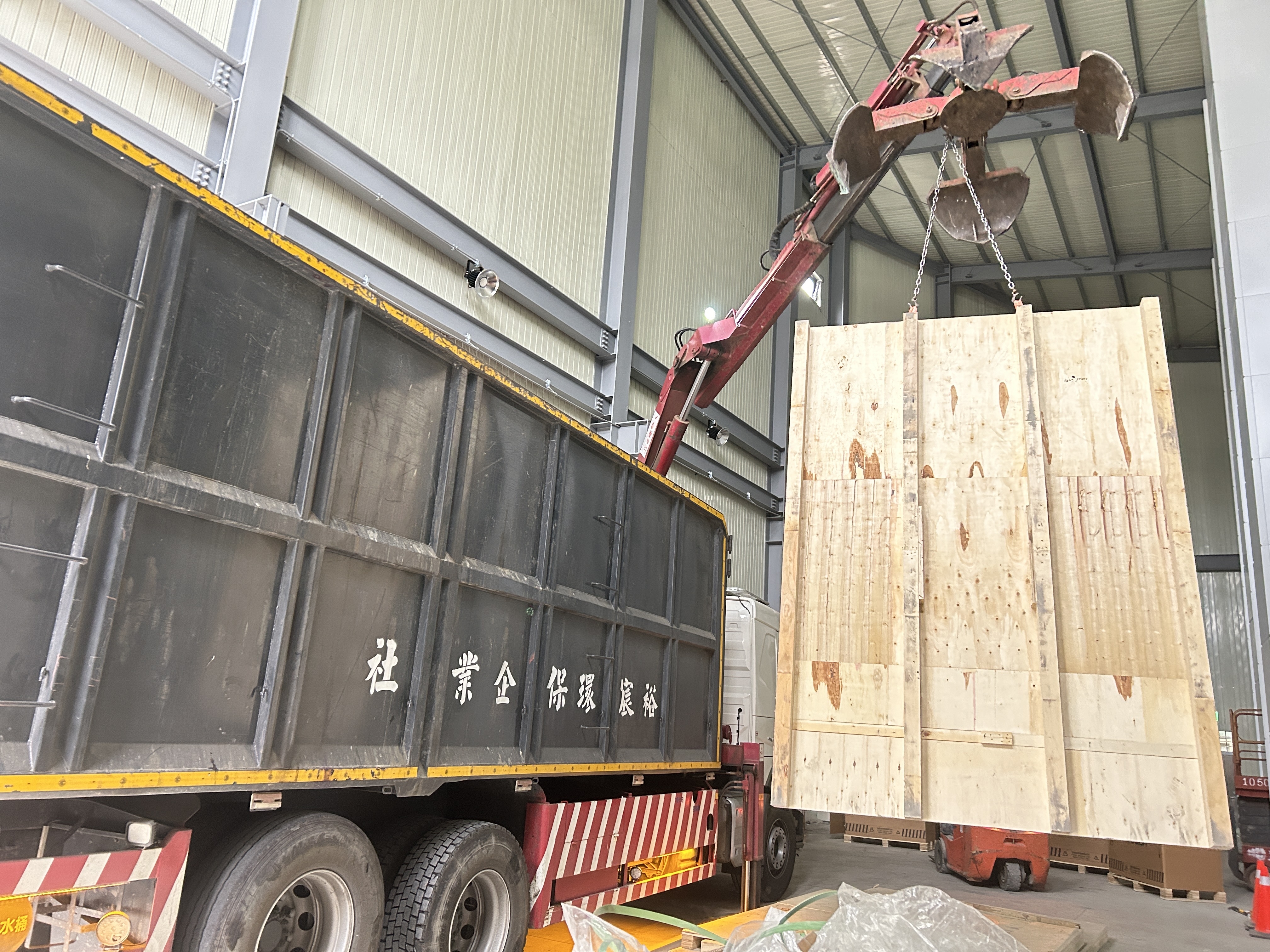 夾子車廢木材．棧板清運