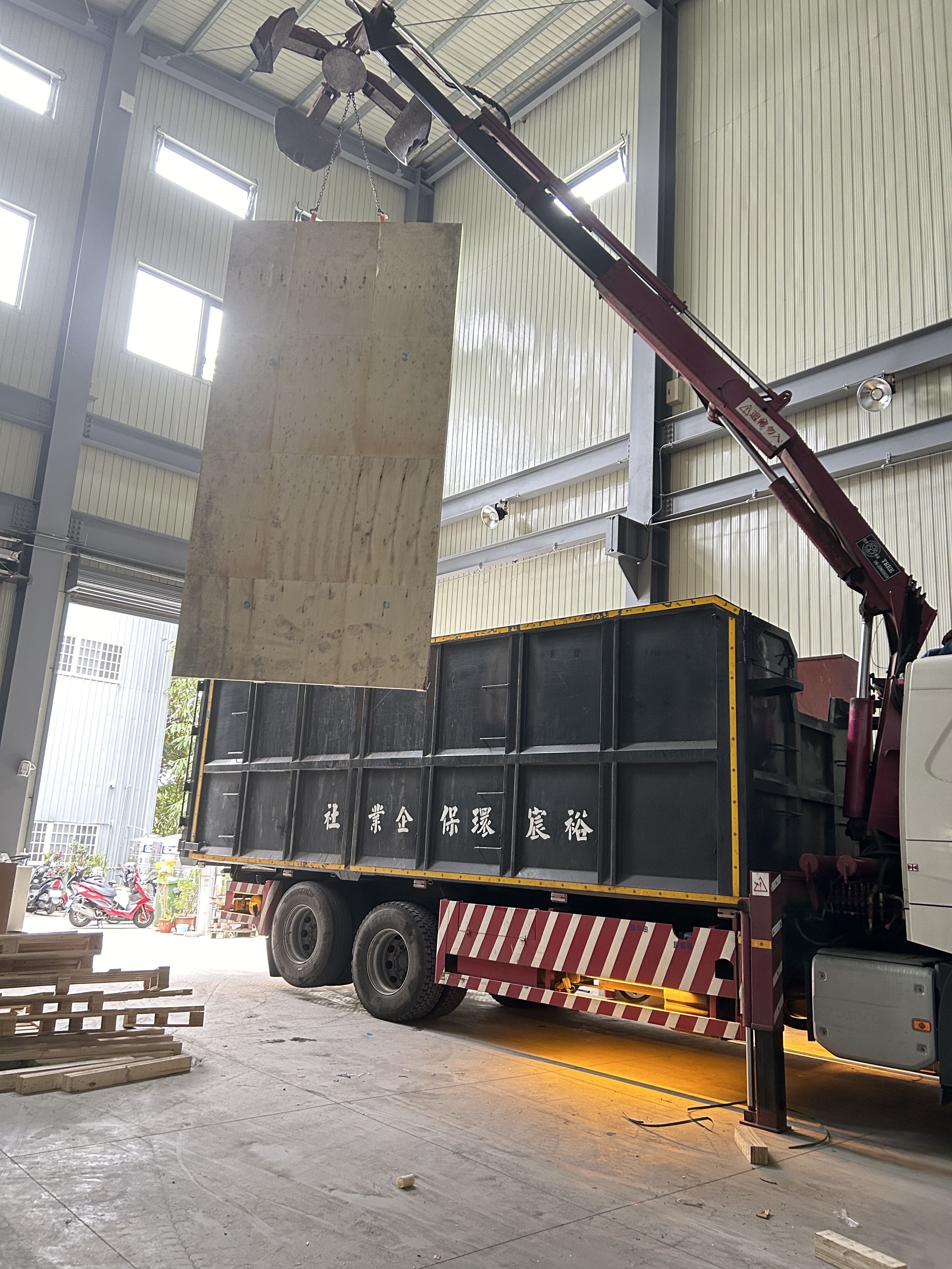 廢木材．棧板清運