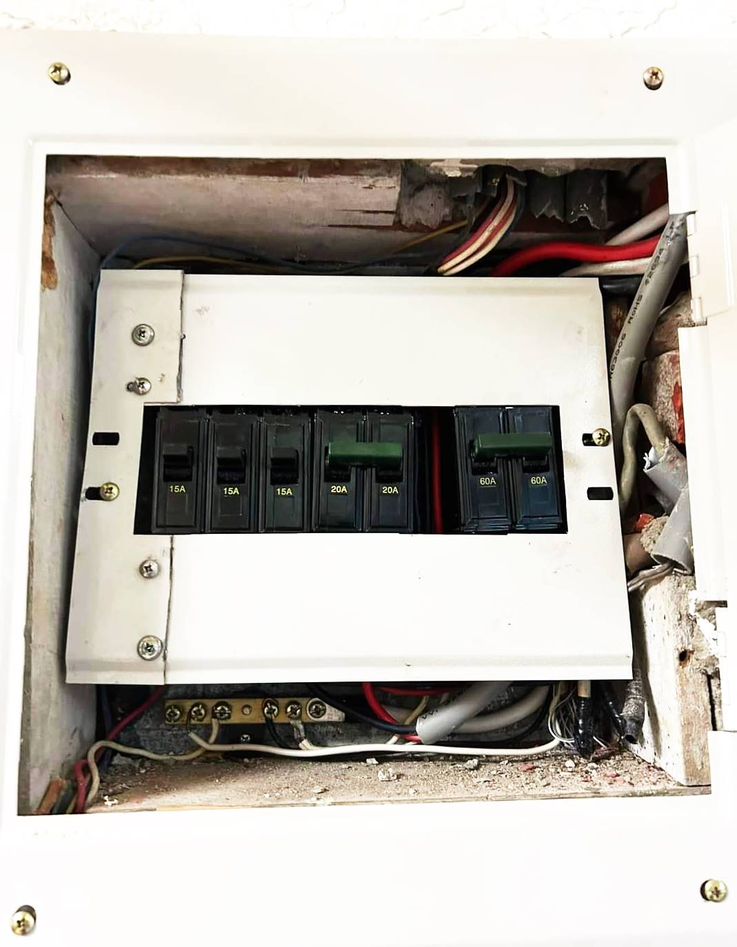 各類建築物電路水管查巡