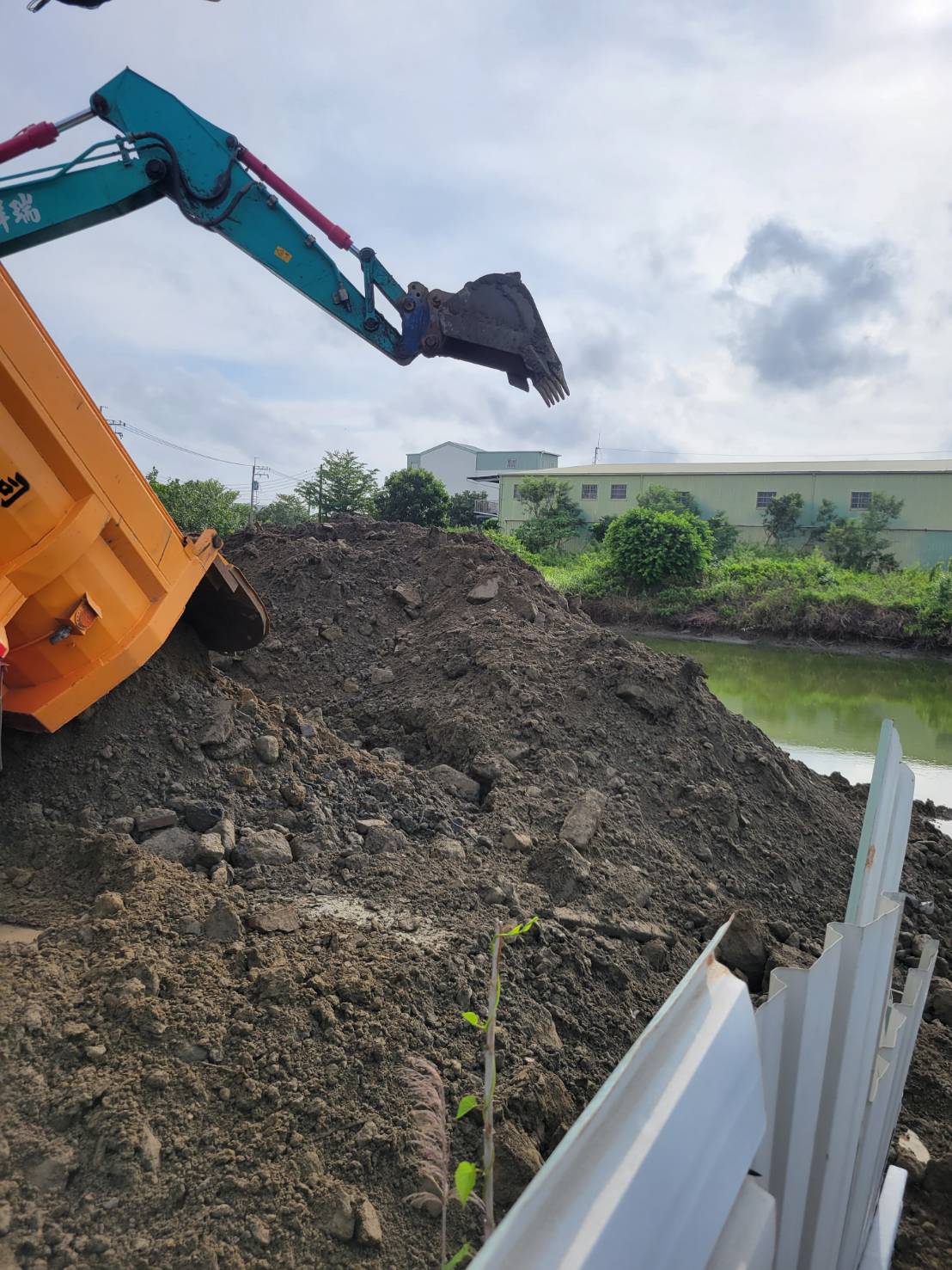 土石傾倒及運輸