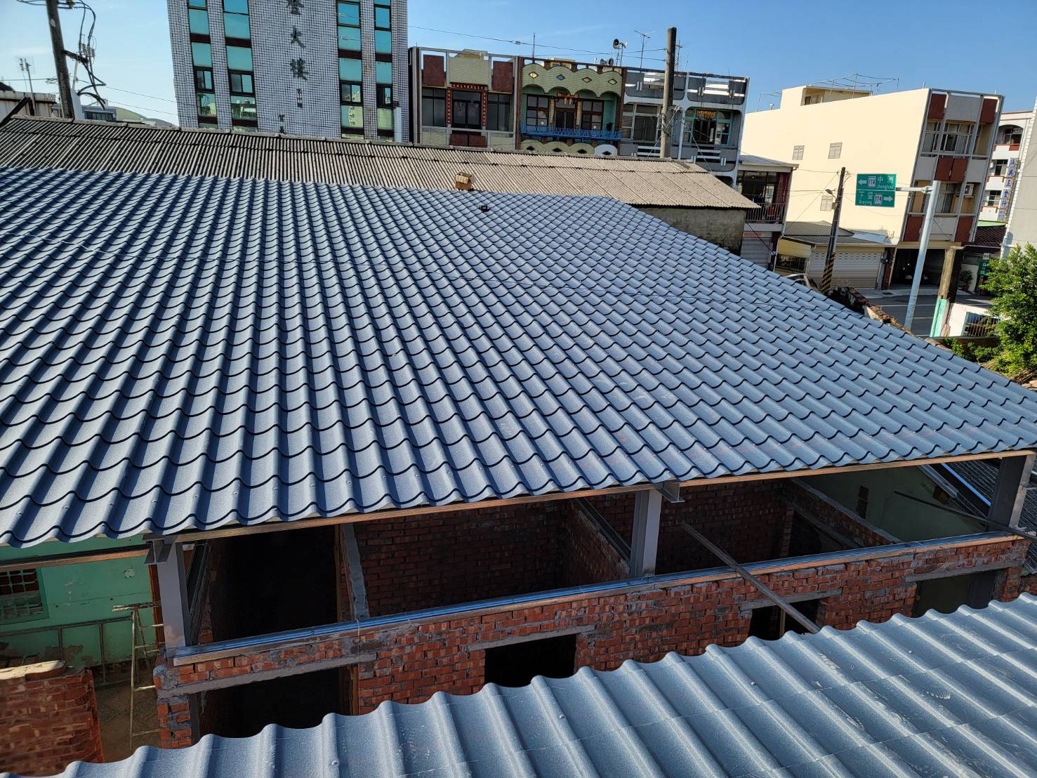 鐵皮屋工程-琉璃鋼瓦材料