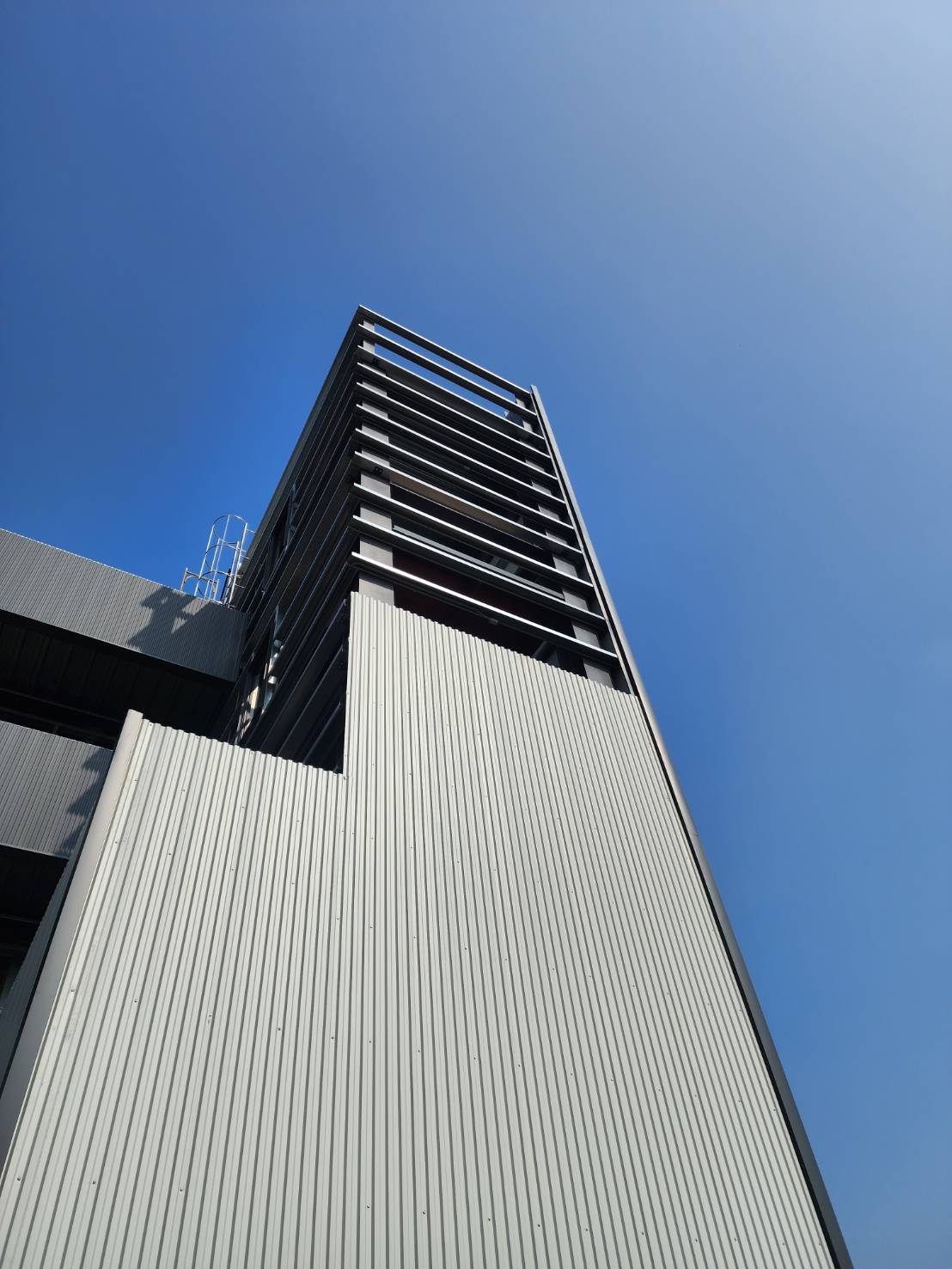 鐵皮屋工程-企口板材料